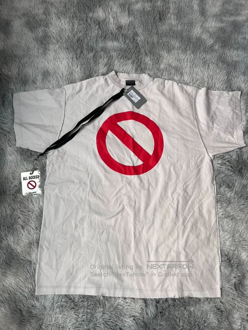 Balenciaga Balenciaga Prohibited Short Sleeve Size US M / EU 48-50 / 2 - 1 Thumbnail