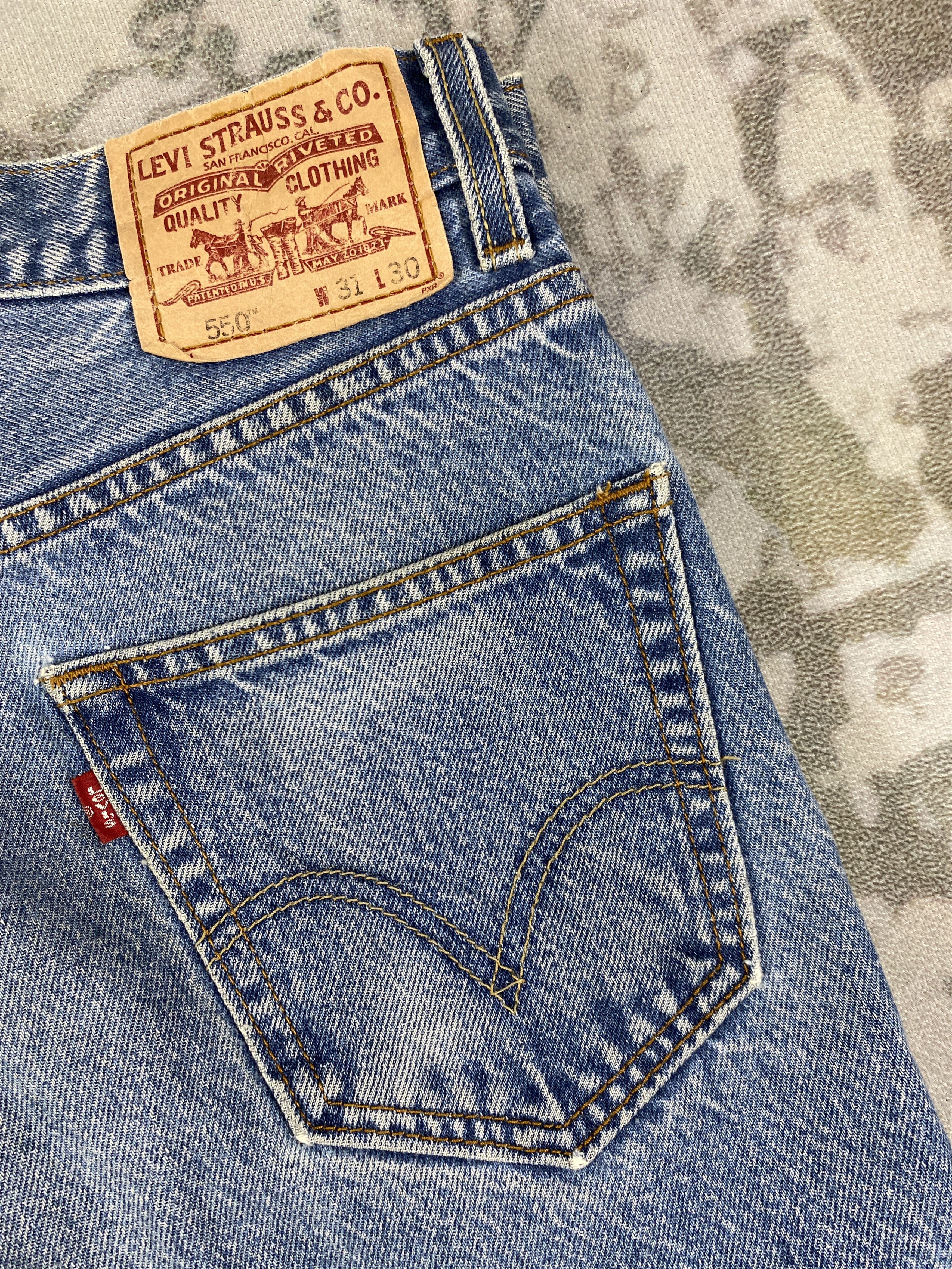 Levi's Ripped Blue Vintage Levis Jeans 32x28 - JN3057 Size US 32 / EU 48 - 12 Thumbnail