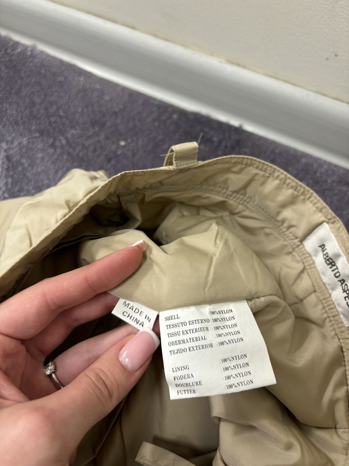 Aspesi Alberto Aspesi Women’s Rare Beige Italian Luxury Nylon Pants Size 27" / US 4 / IT 40 - 13 Thumbnail