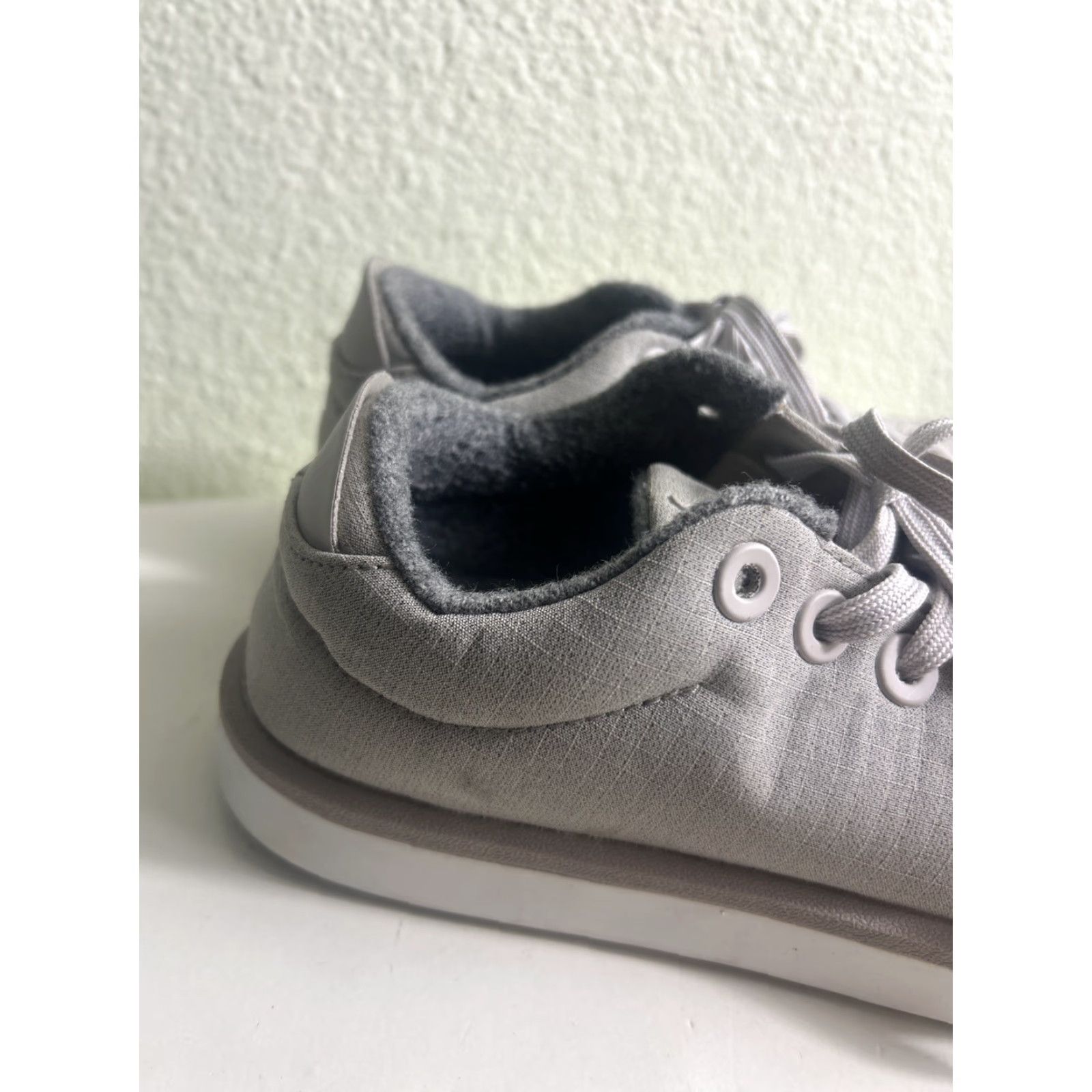 Allbirds Women’s Allbirds Wool Piper Gray Low Top Size 9 Lace-Up Sneaker User: Women’s Allbirds Wool Piper Gray Low Top Size 9 Lace-Up Sneaker Size M / US 6-8 / IT 42-44 - 4 Thumbnail