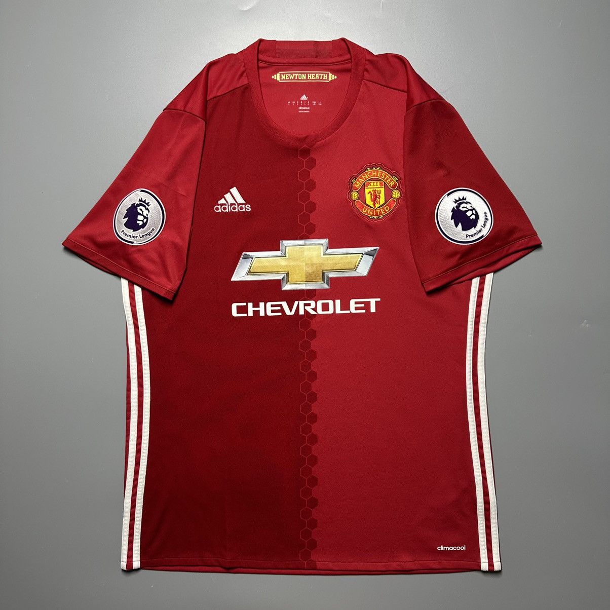 Adidas MAN UNITED ADIDAS 2016/2017 FOOTBALL JERSEY #9 IBRAHIMOVIC Size US L / EU 52-54 / 3 - 2 Thumbnail