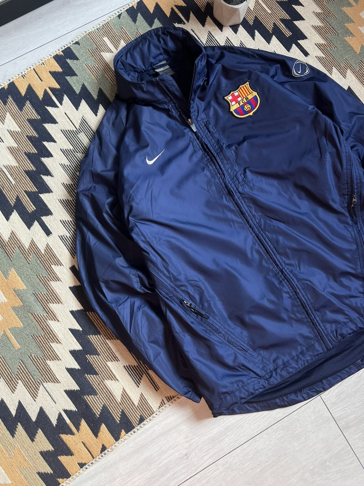 Nike Vintage Nike F.C Barcelona 2002/03 Blokecore Soccer Jacket Size US M / EU 48-50 / 2 - 4 Thumbnail