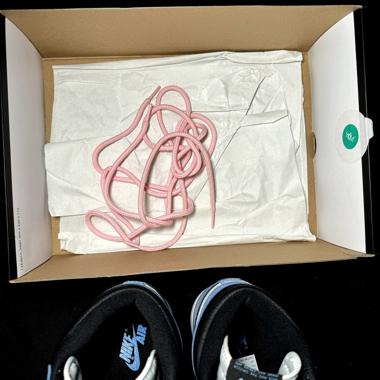 Jordan Brand × Nike Nike Air Jordan 1 Retro High OG University Blue - Size 7 Size US 7 / EU 40 - 9 Thumbnail