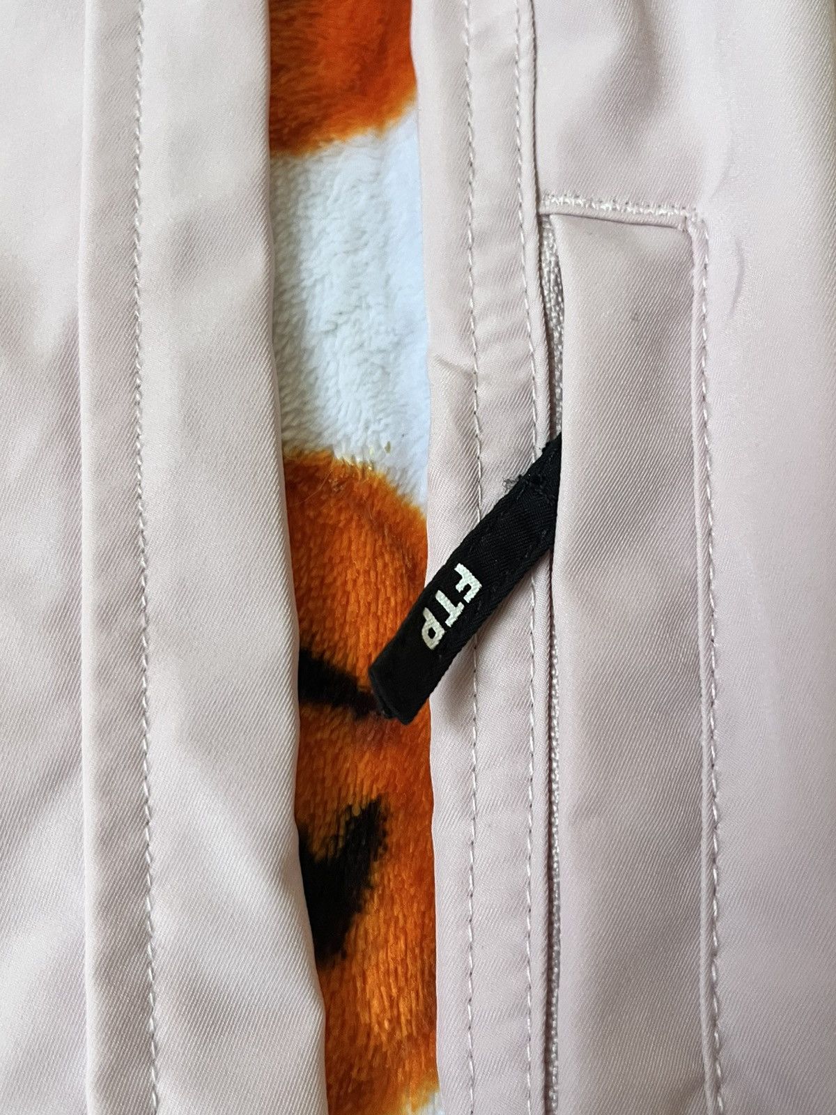 Fuck The Population FTP VERTICAL LOGO ANORAK(DUSTY PINK) Size US L / EU 52-54 / 3 - 5 Thumbnail