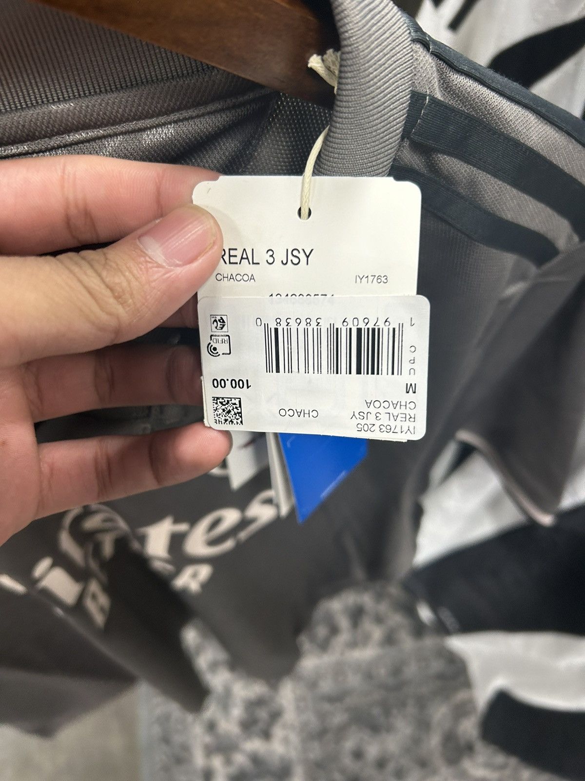 Adidas Real Madrid 2024 3rd kit Size US M / EU 48-50 / 2 - 3 Thumbnail