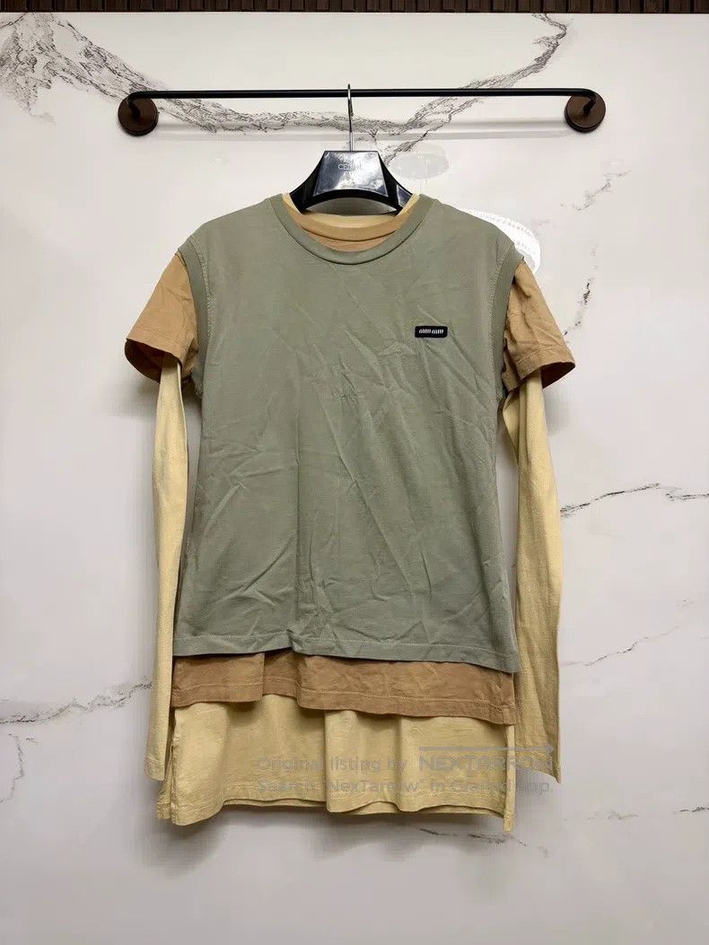 Miu Miu Miu Miu Light-colored three-piece sweater set Size US S / EU 44-46 / 1 - 1 Thumbnail
