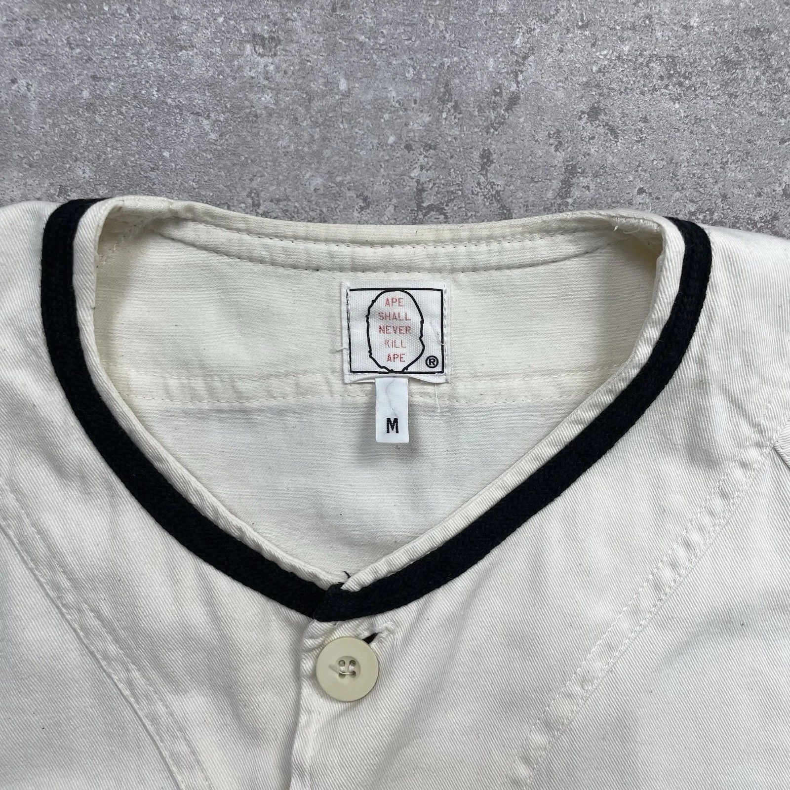 Bape × Vintage RARE BAPE A BATHING APE BASEBALL JERSEY SIZE M MADE IN JAPAN Size US M / EU 48-50 / 2 - 3 Thumbnail
