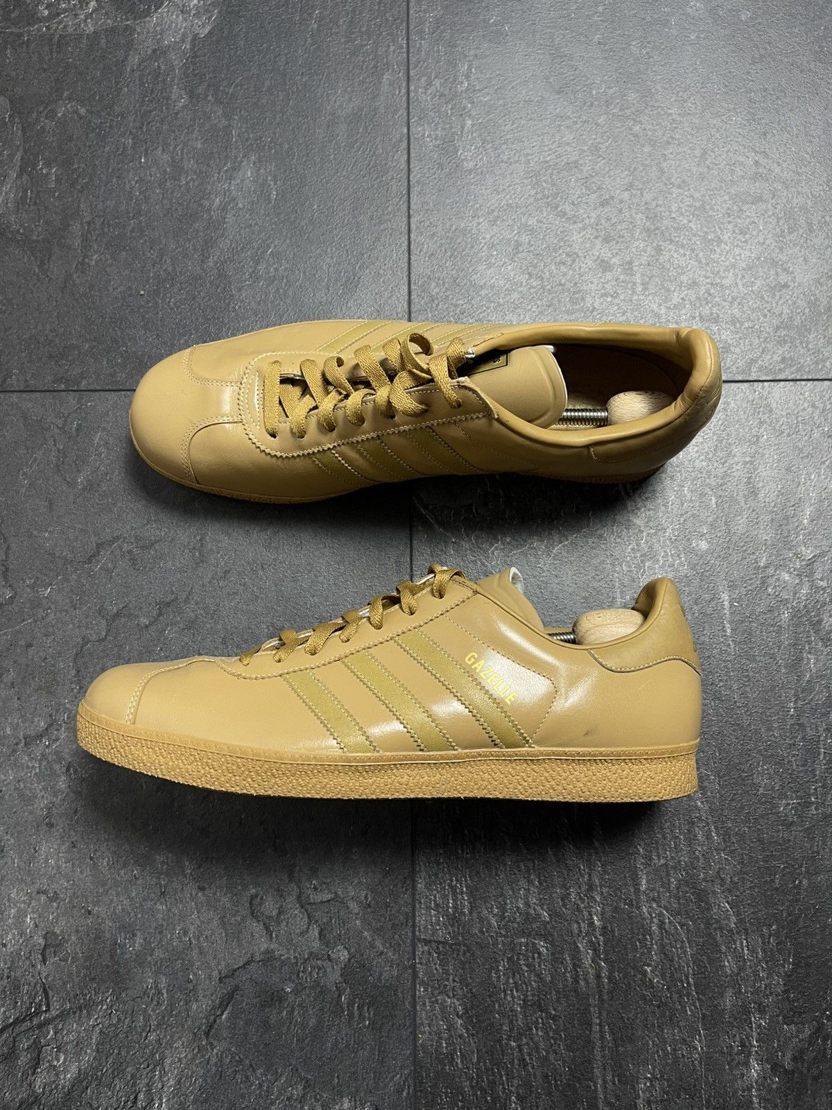 Adidas × Streetwear Adidas Gazelle low top shoes sneakers Size US 12 / EU 45 - 8 Thumbnail