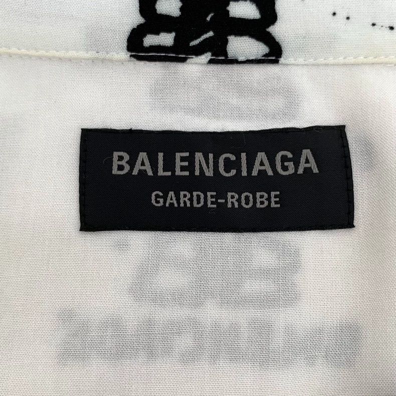 Balenciaga Balenciaga White logo jacquard full print lapel single bre Size US S / EU 44-46 / 1 - 5 Thumbnail
