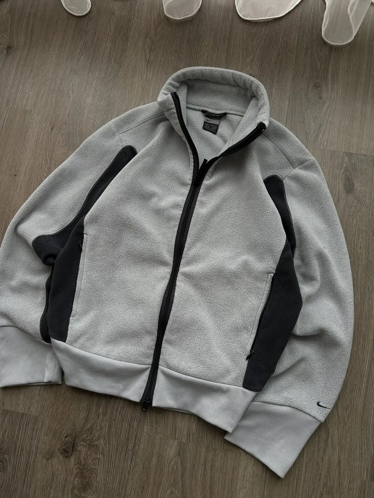 Nike × Nike ACG × Vintage Vintage Nike Full Zip Grey Big Logo Fleece Jacket Size US M / EU 48-50 / 2 - 3 Thumbnail