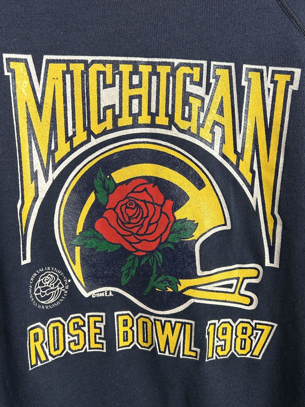 NCAA 80s Vintage Michigan Wolverines Rose Bown 1987 Sweatshirt Size US S / EU 44-46 / 1 - 5 Thumbnail