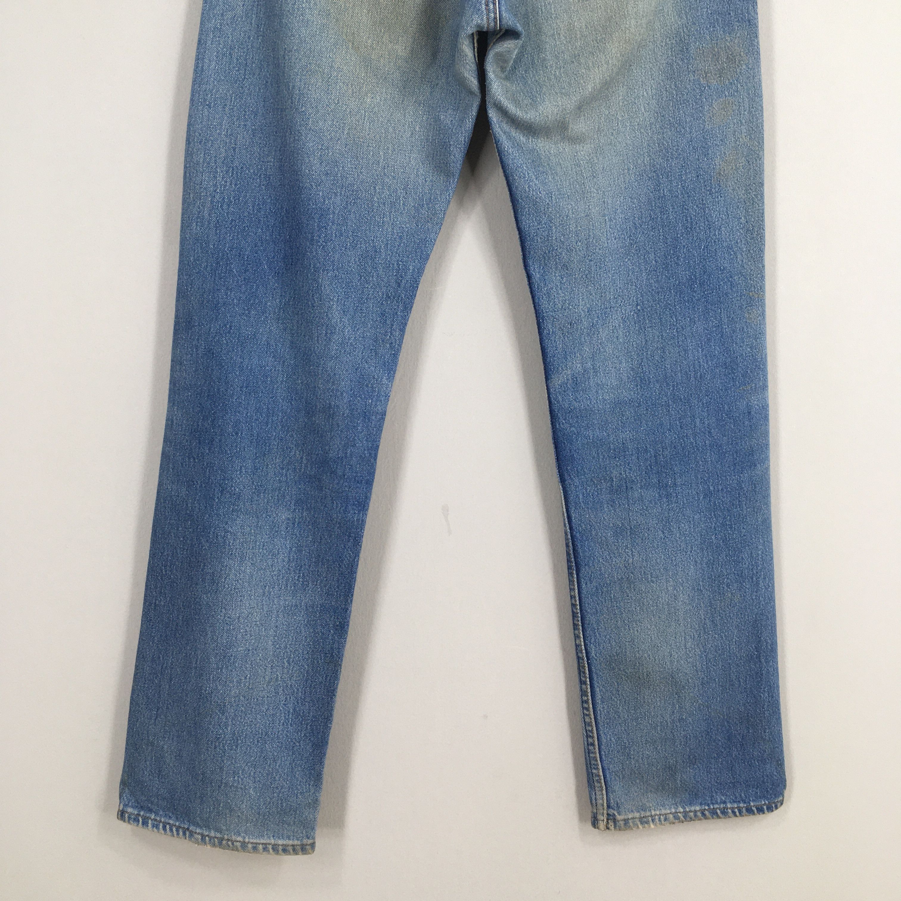 Levi's Size 31x30.5 Vintage 90s Levi's 501 Faded Blue Jeans S19 Size US 31 - 10 Thumbnail