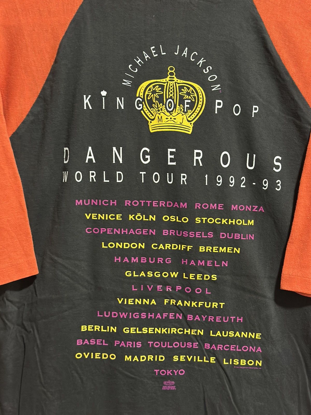 Band Tees Vintage Micheal Jackson Dangerous World Tour 3Quarter Tee Size L / US 10 / IT 46 - 6 Thumbnail