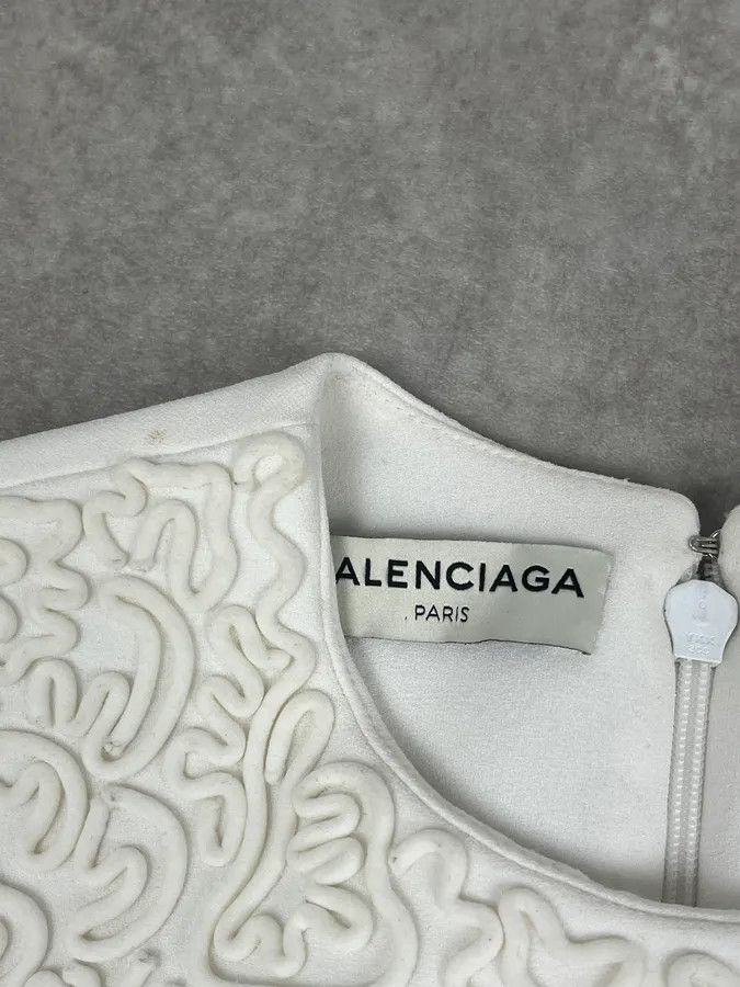 Balenciaga Balenciaga White Embossed Tank Top Size S / US 4 / IT 40 - 10 Thumbnail