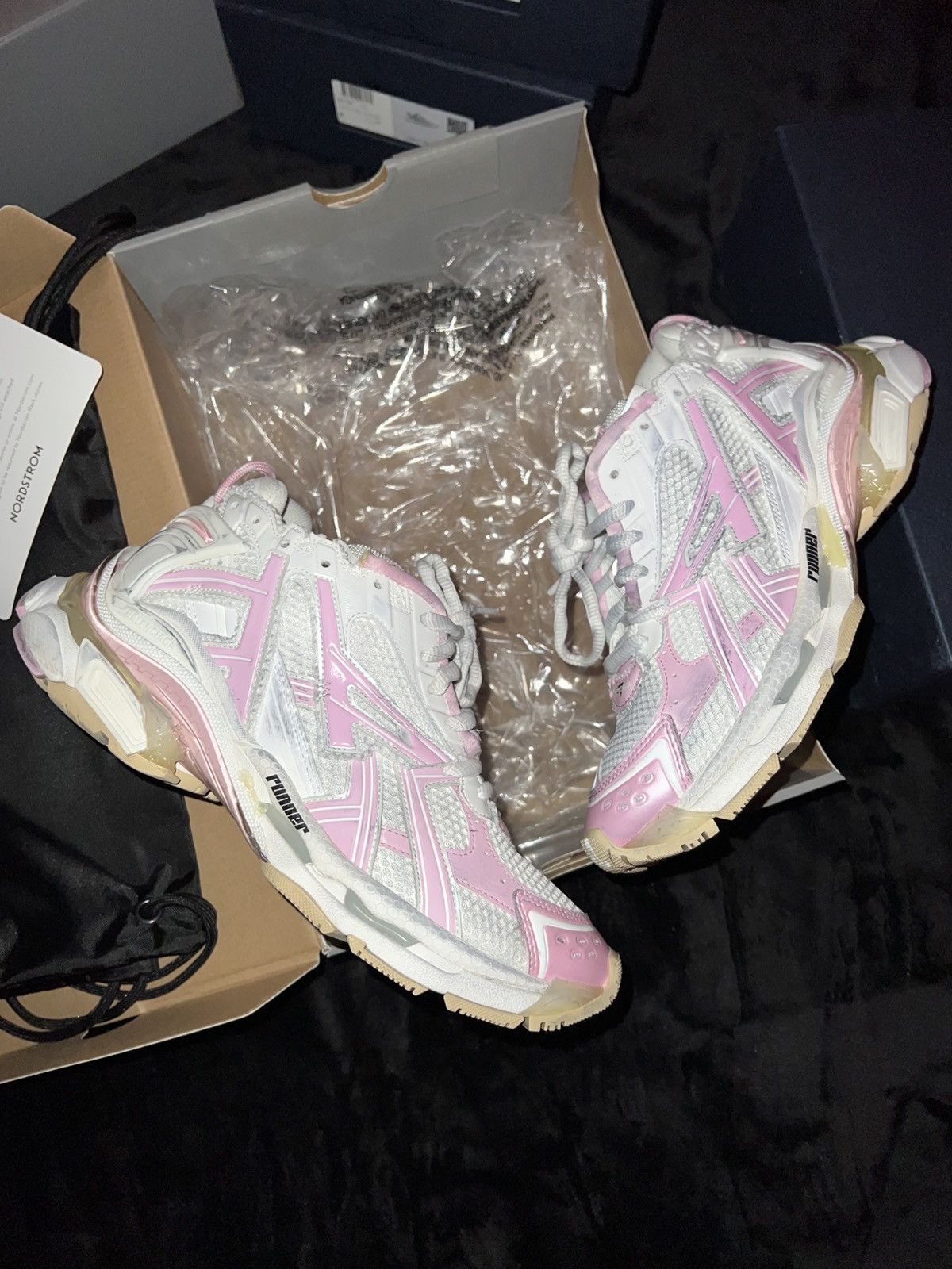 Balenciaga Balenciaga Runner “Pink/Tan” Size US 9 / EU 42 - 3 Thumbnail