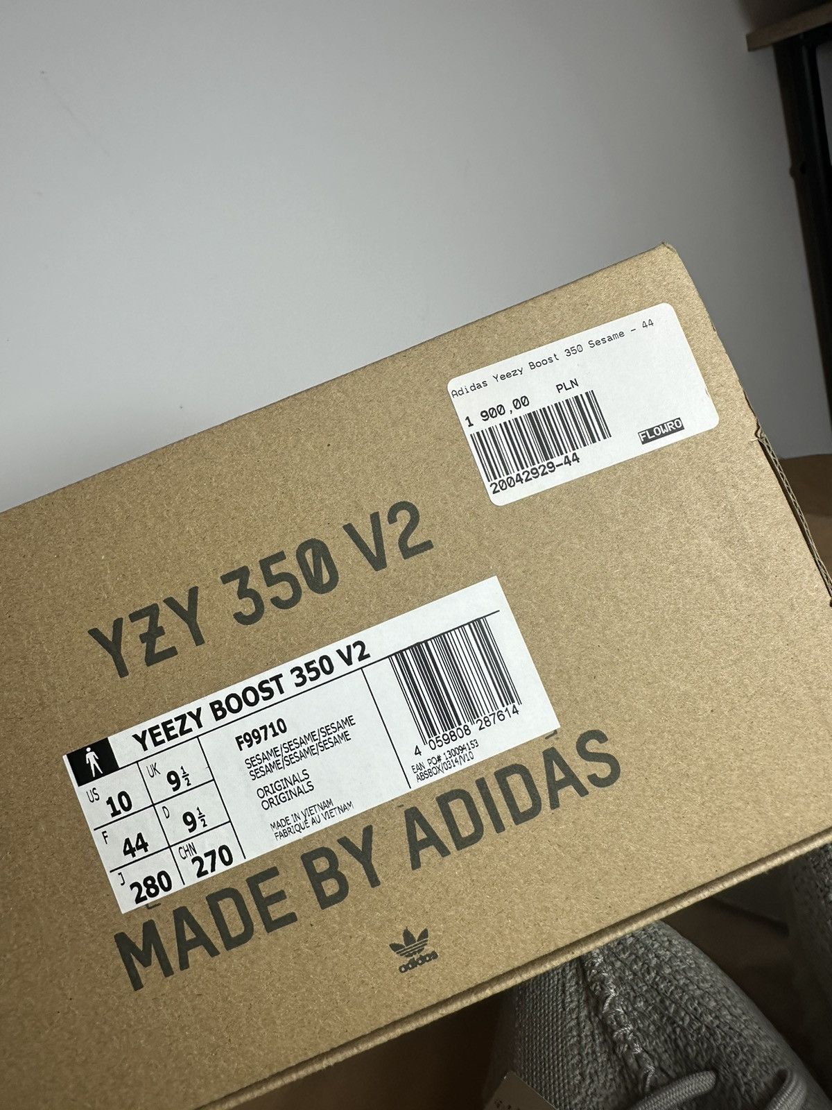 Yeezy adidas Yeezy Boost 350 V2 Sesame Size US 10 / EU 43 - 15 Thumbnail