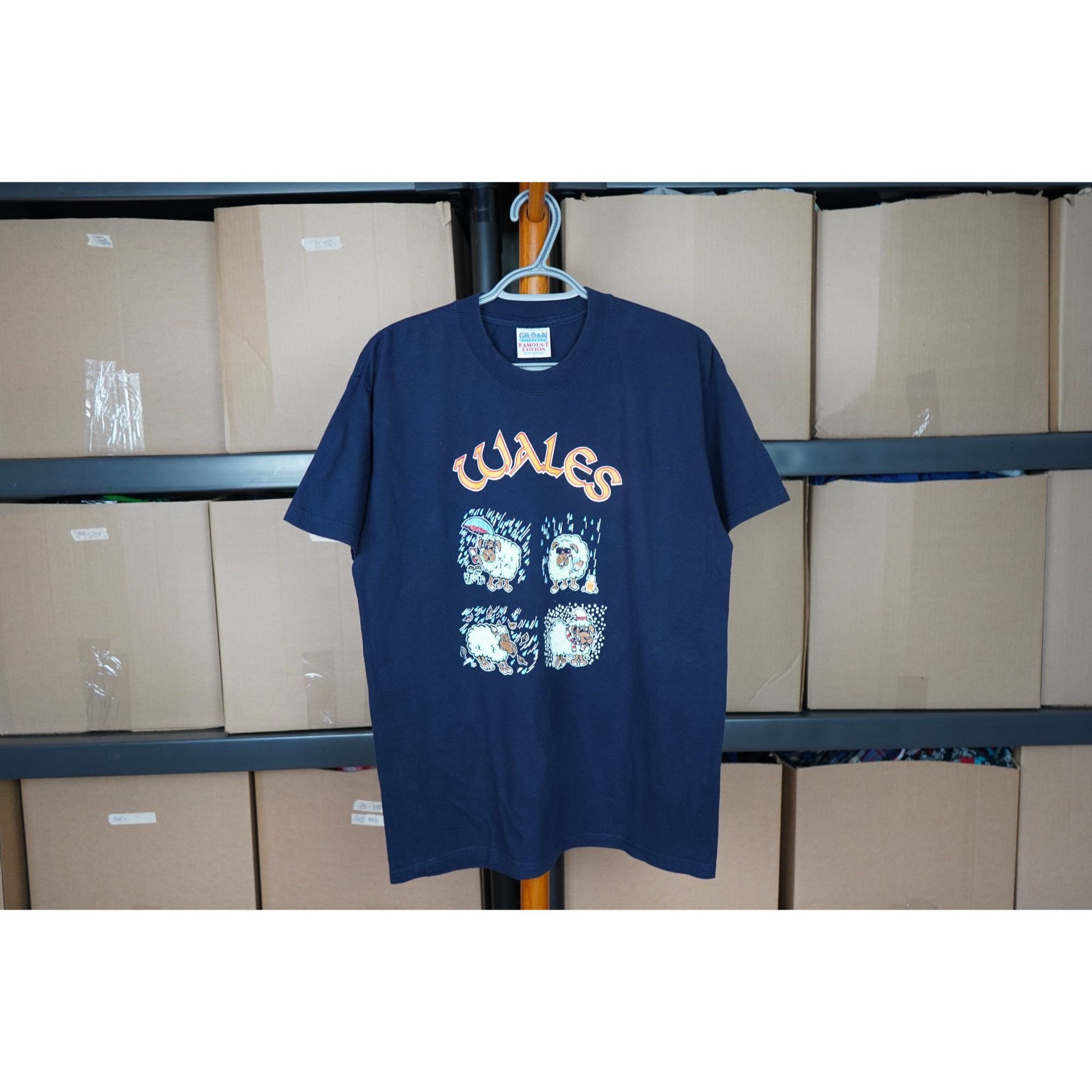 Gildan × Vintage 90s Gildan "Wales" Vintage Animal M Tshirt #379 Size US M / EU 48-50 / 2 - 1 Thumbnail