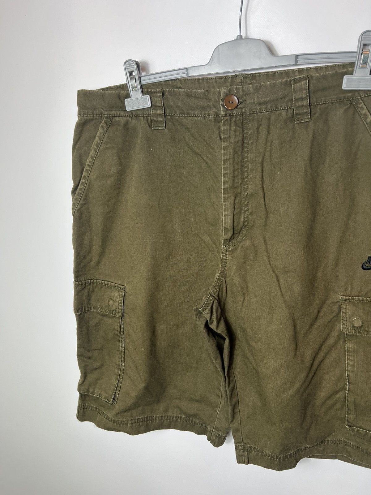 Nike Nike vintage cargo shorts casual streetwear hype y2k Sz XL Size US 36 / EU 52 - 3 Thumbnail
