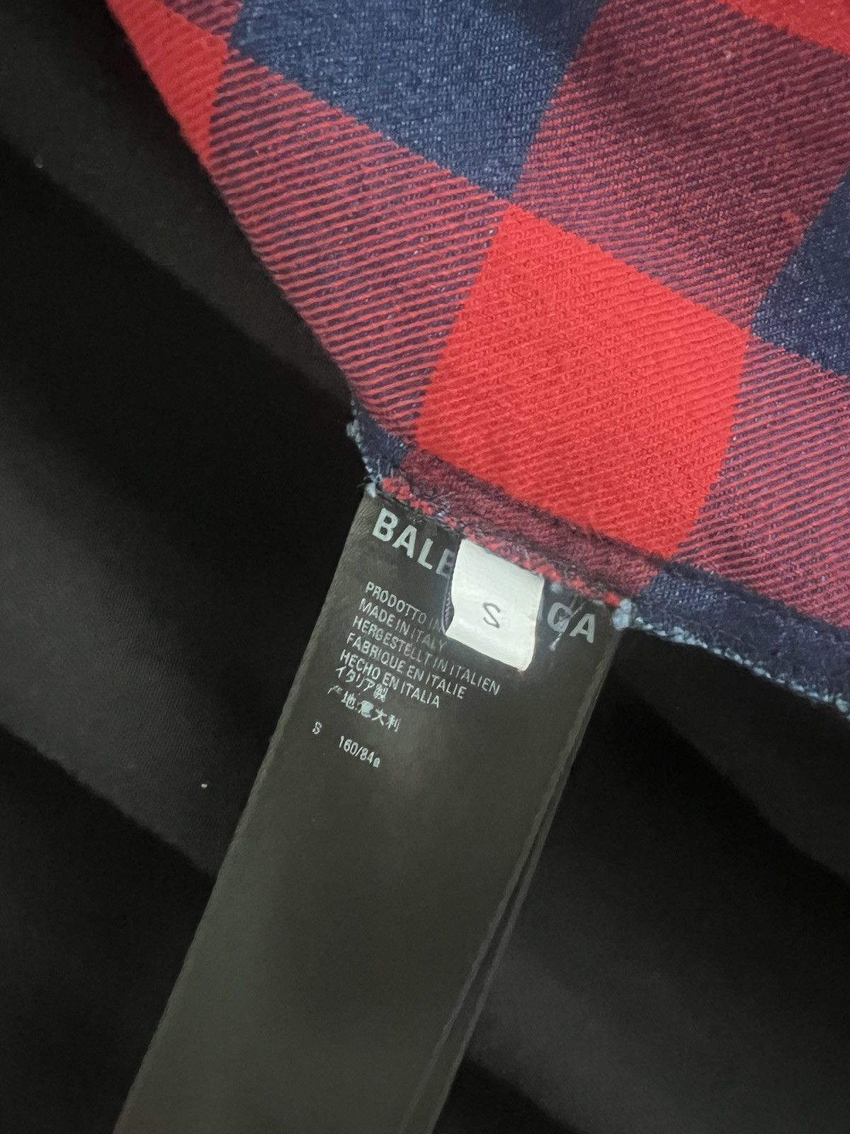 Balenciaga Balenciaga Half Shirt Half Polo Size US S / EU 44-46 / 1 - 7 Thumbnail