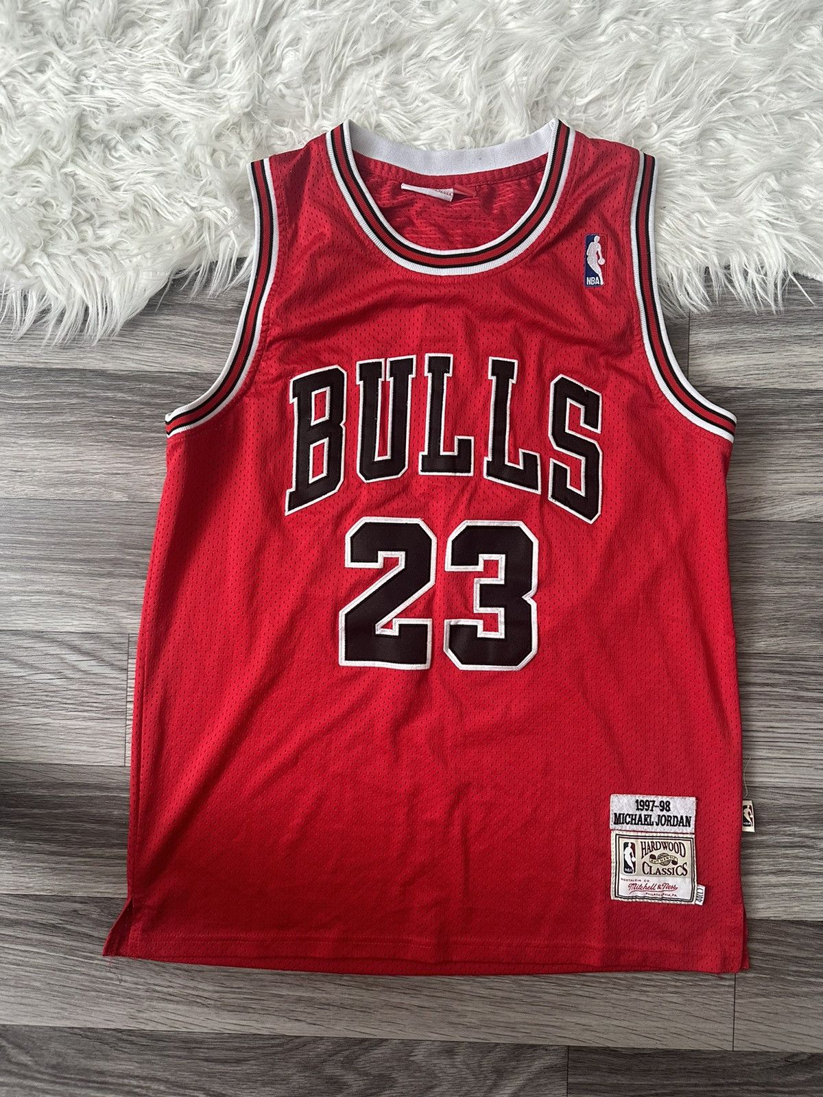 Mitchell Ness 1997-1998 Chicago Bulls Jordan 23 Red Jersey