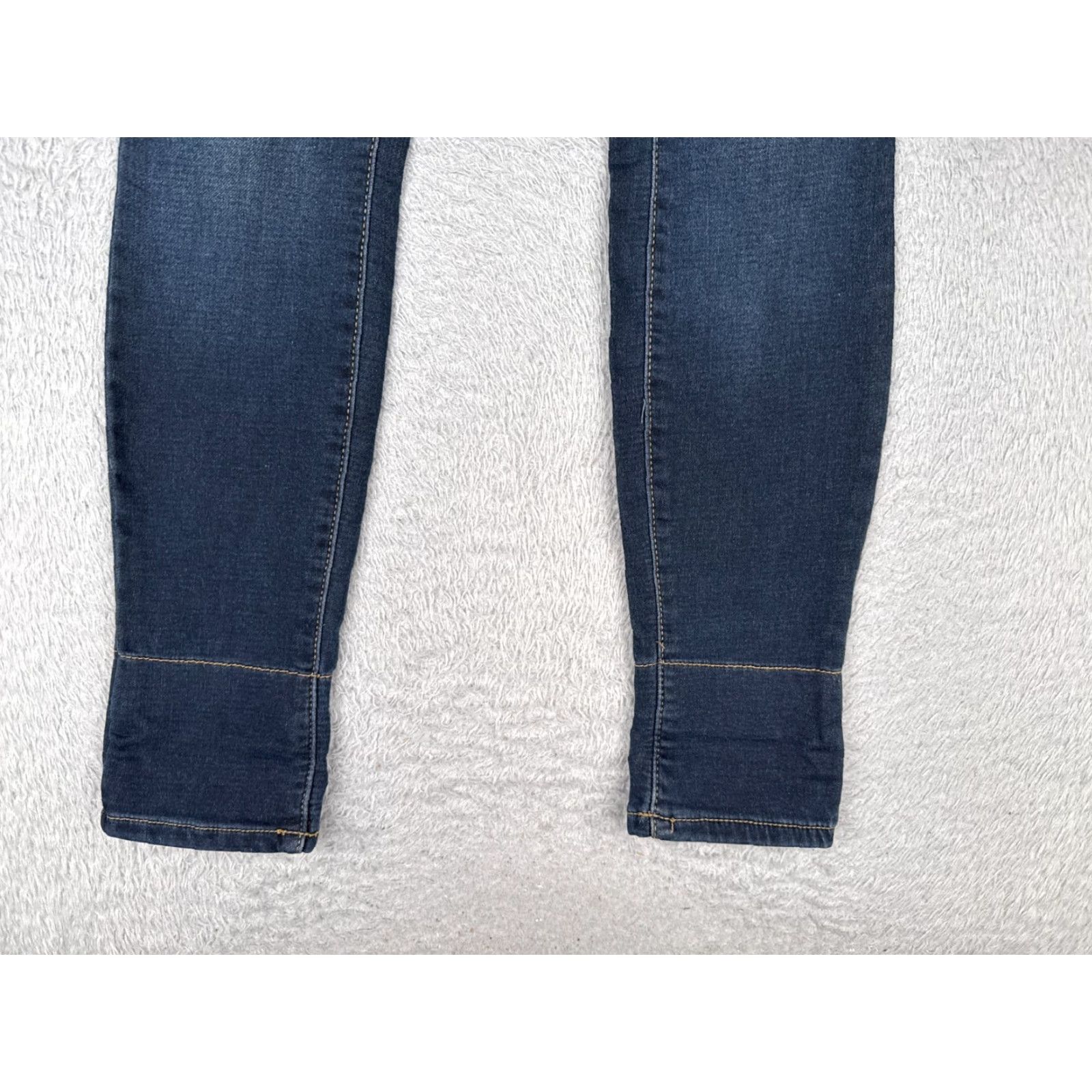 Vintage Maurices Jeans Women’s Small Blue Skinny Tapered Regular 28x30 Denim Cotton Blend 5-Pocket USA 90s Theme Mens/Womens Size 28" / US 6 / IT 42 - 2 Thumbnail