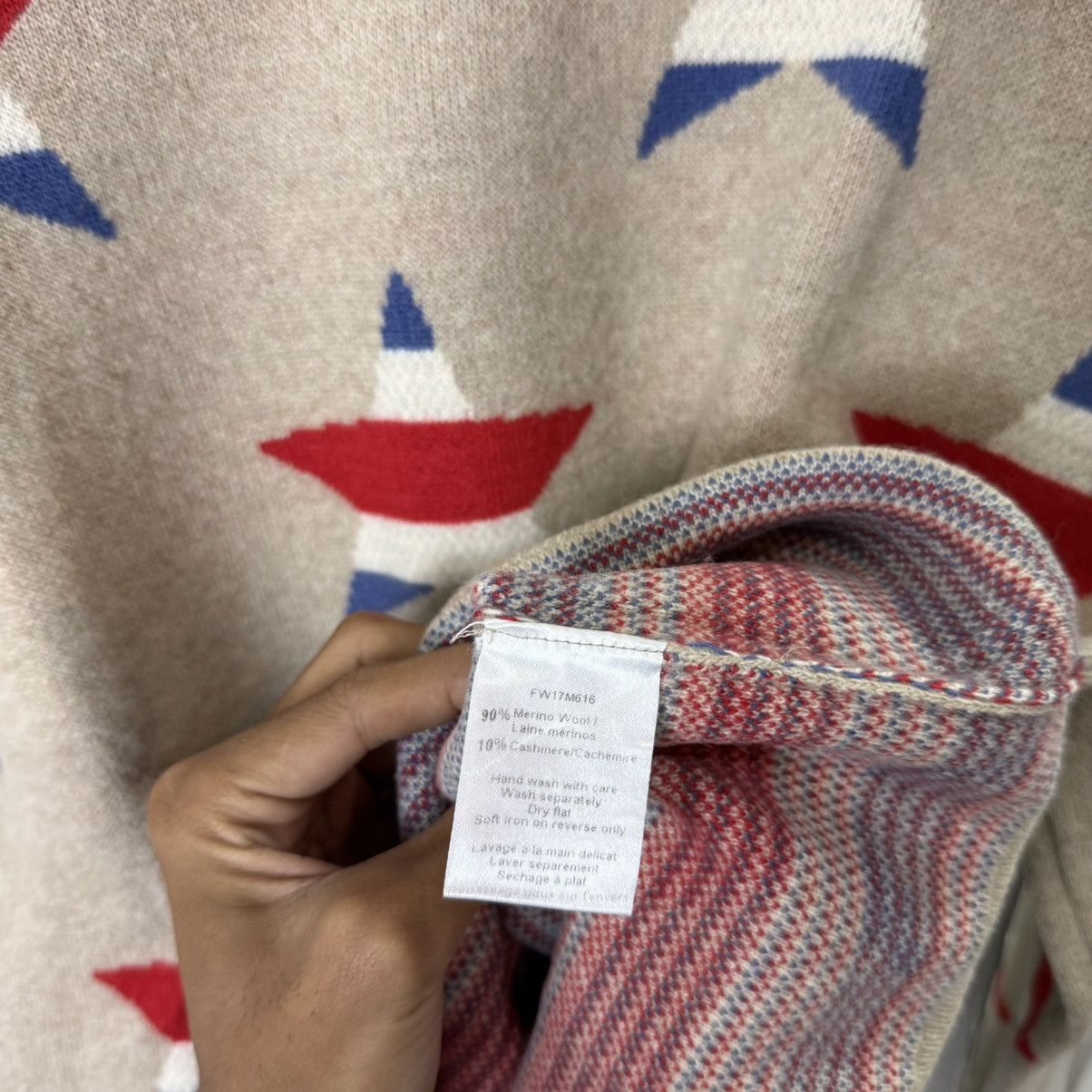Maison Kitsune Maison Kitsune all over stars wool sweatknit Size US M / EU 48-50 / 2 - 5 Thumbnail
