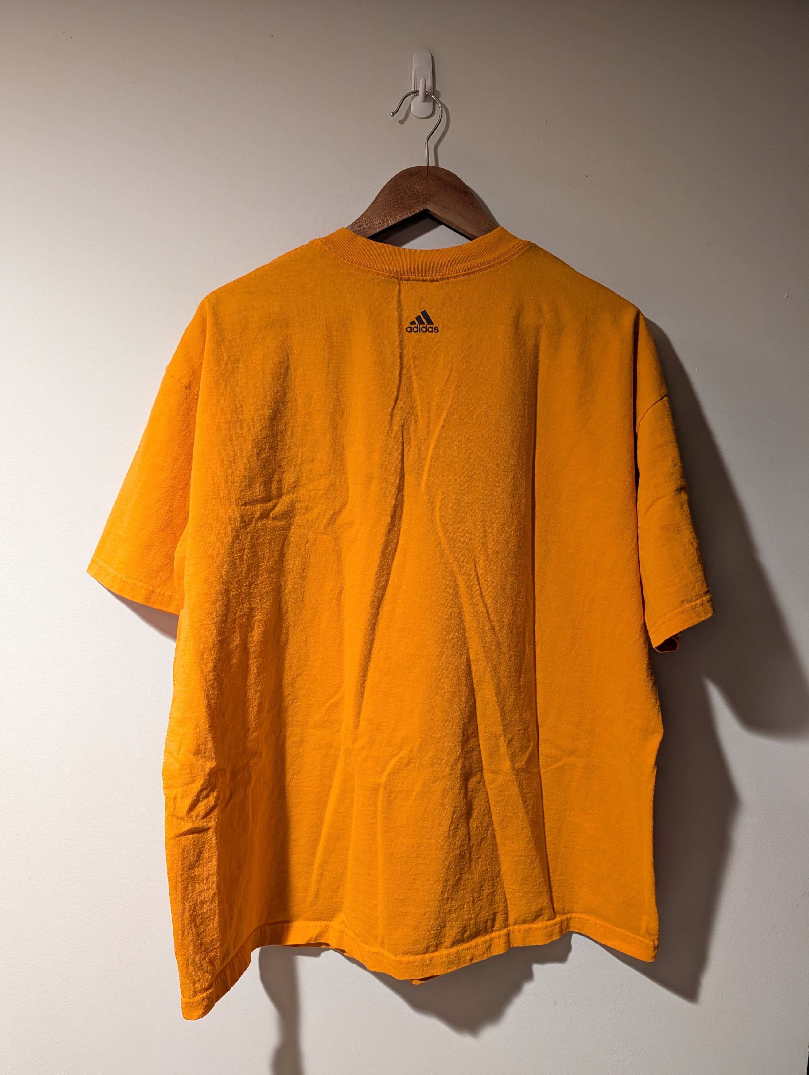 Adidas Vintage 90s Adidas Spell Out Essential Logo X-Large T-Shirt Size US XL / EU 56 / 4 - 4 Thumbnail