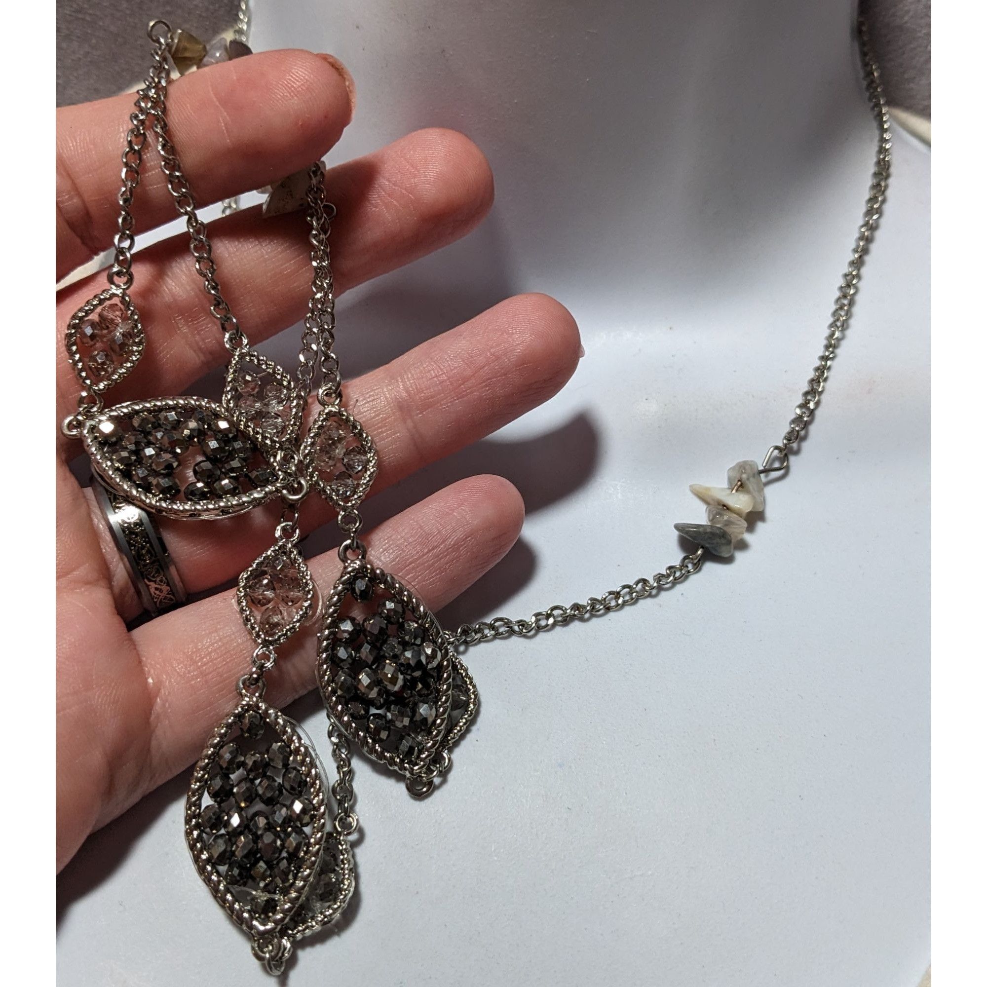 Other Y2K Silver Glass Gemstone Chip Station Necklace Size ONE SIZE - 8 Thumbnail