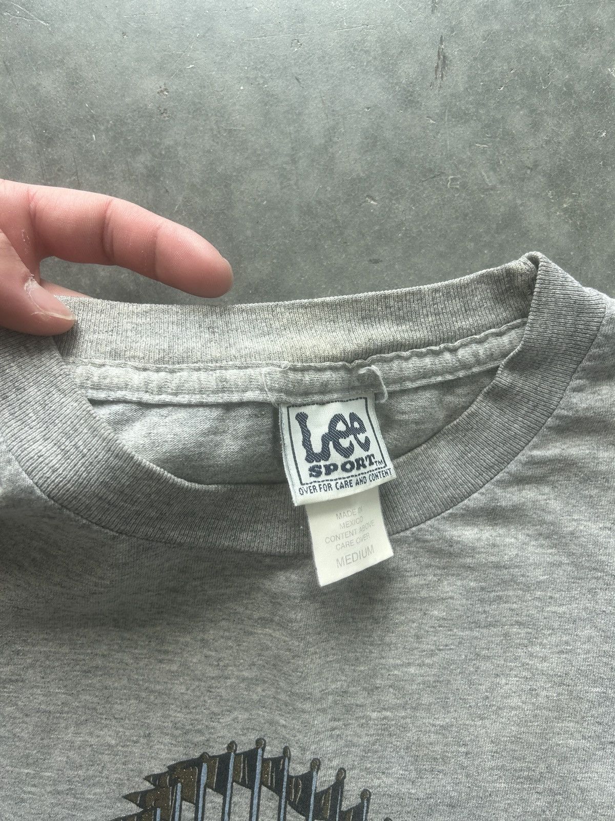 Lee × MLB × Vintage Vintage 2000 New York Yankees Subway Series Champions Tee Size US L / EU 52-54 / 3 - 6 Thumbnail