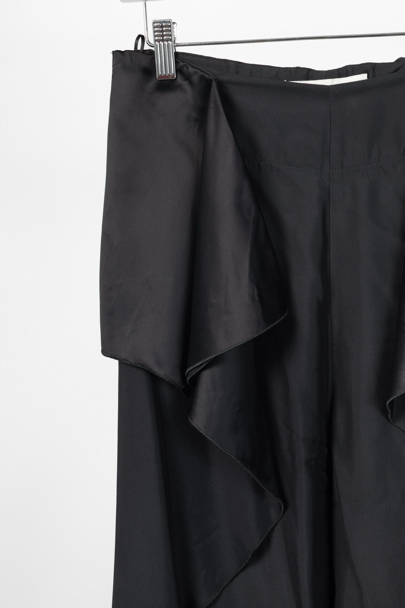 Stella McCartney Stella McCartney PF15 Layton Satin Draped-Ruffle Trousers Size 27" / US 4 / IT 40 - 4 Thumbnail