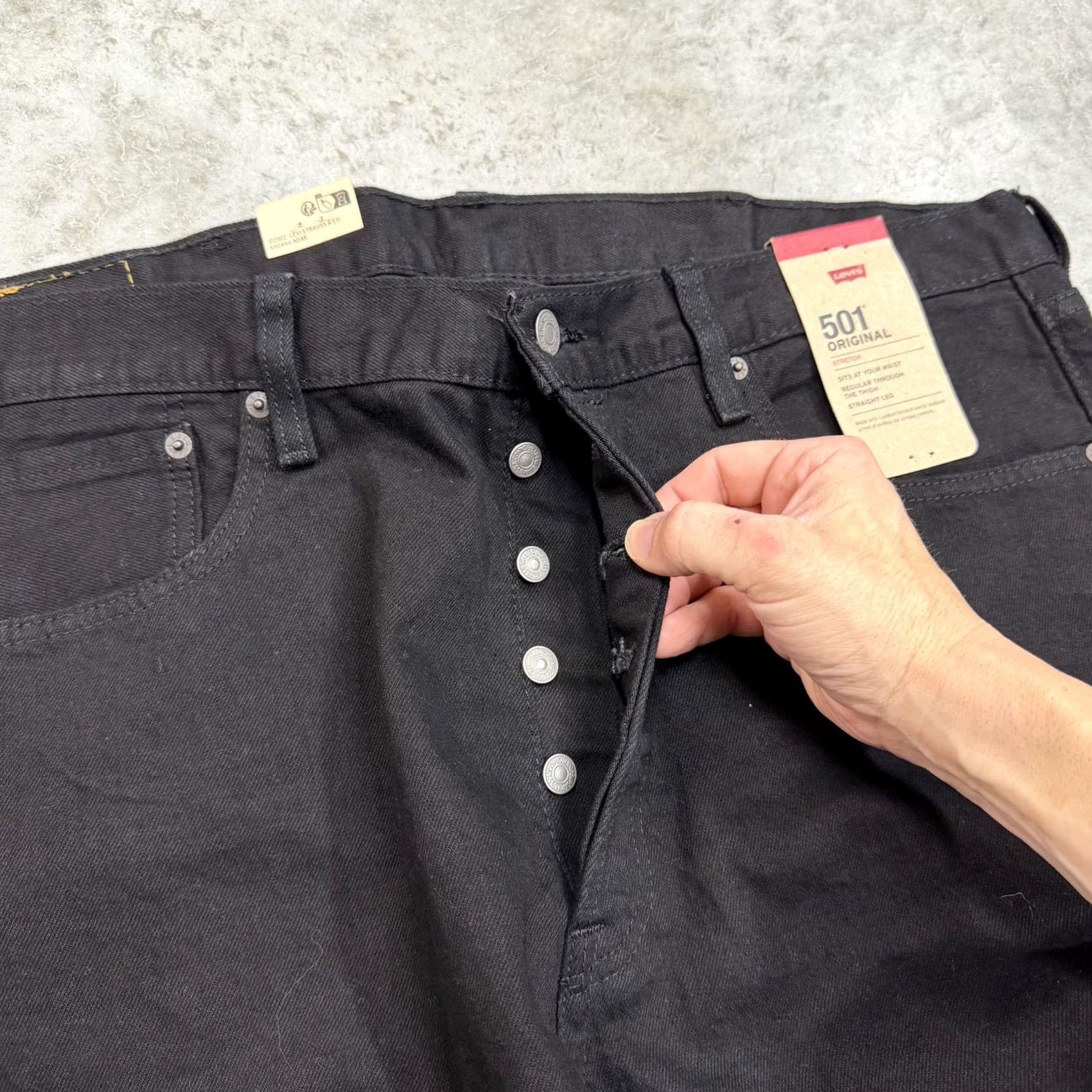 Levi's Levi's 501 Jeans Mens 38x32 Black Dark Wash Straight Button Fly Stretch Regular Denim Pants Straight Mens 501 Vintage No Size US 38 / EU 54 - 7 Thumbnail