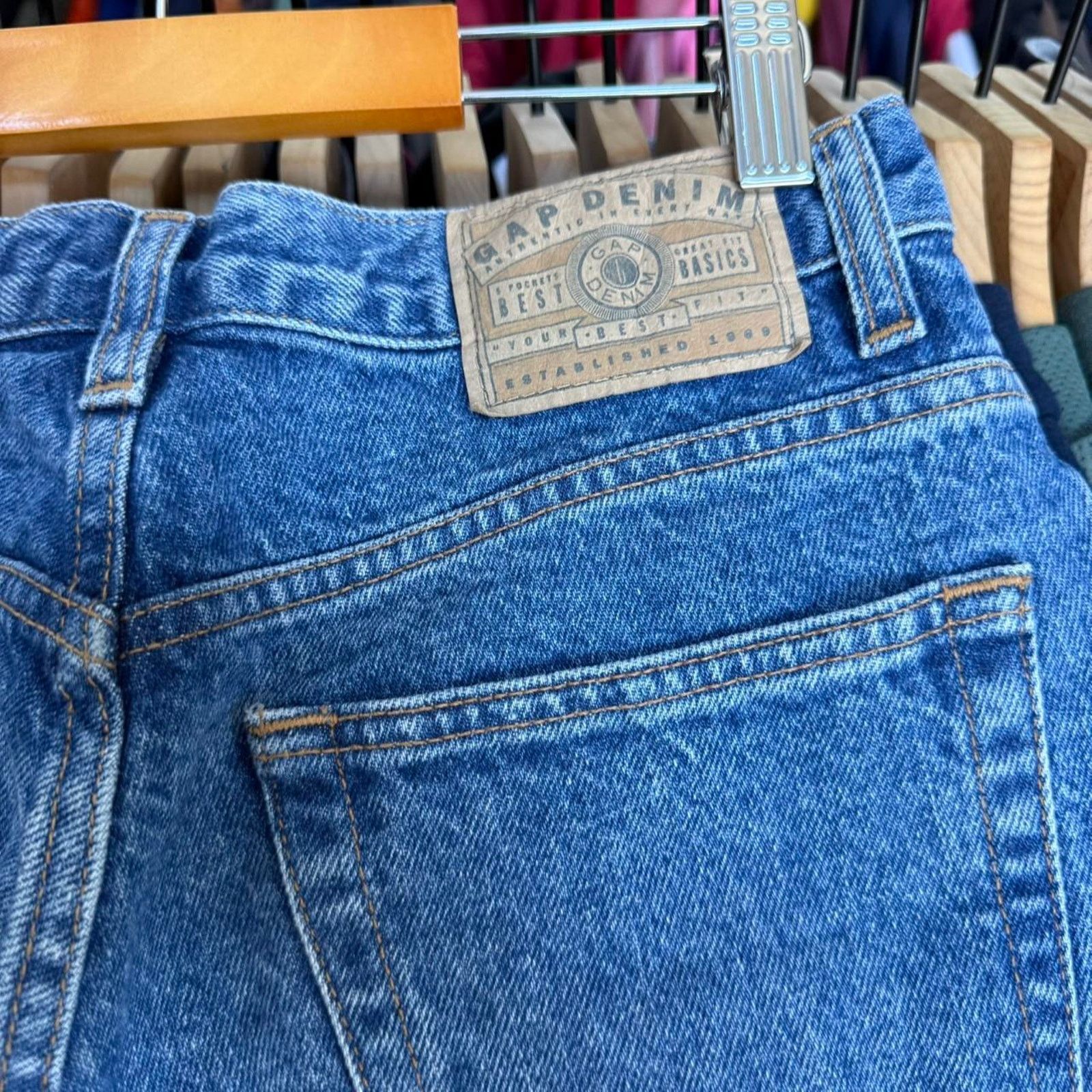 Gap Vintage 2001 Women’s Gap Classic Fit Jeans Blue Size 28" / US 6 / IT 42 - 8 Thumbnail