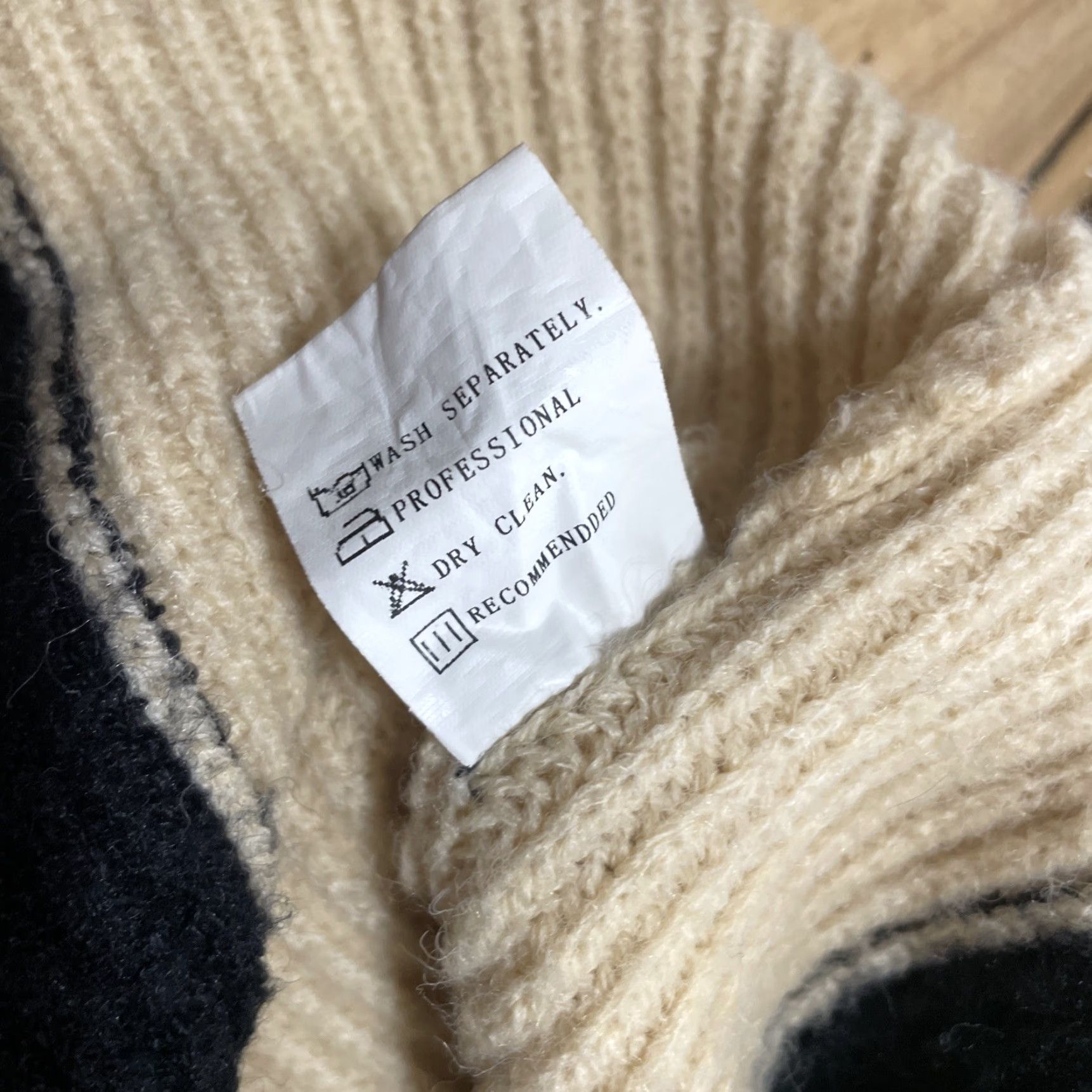 Vintage VINTAGE Stylewe Turtleneck Sweater Women L Black Cream Stripe 90s Style Knit #1402909 Size L / US 10 / IT 46 - 6 Thumbnail
