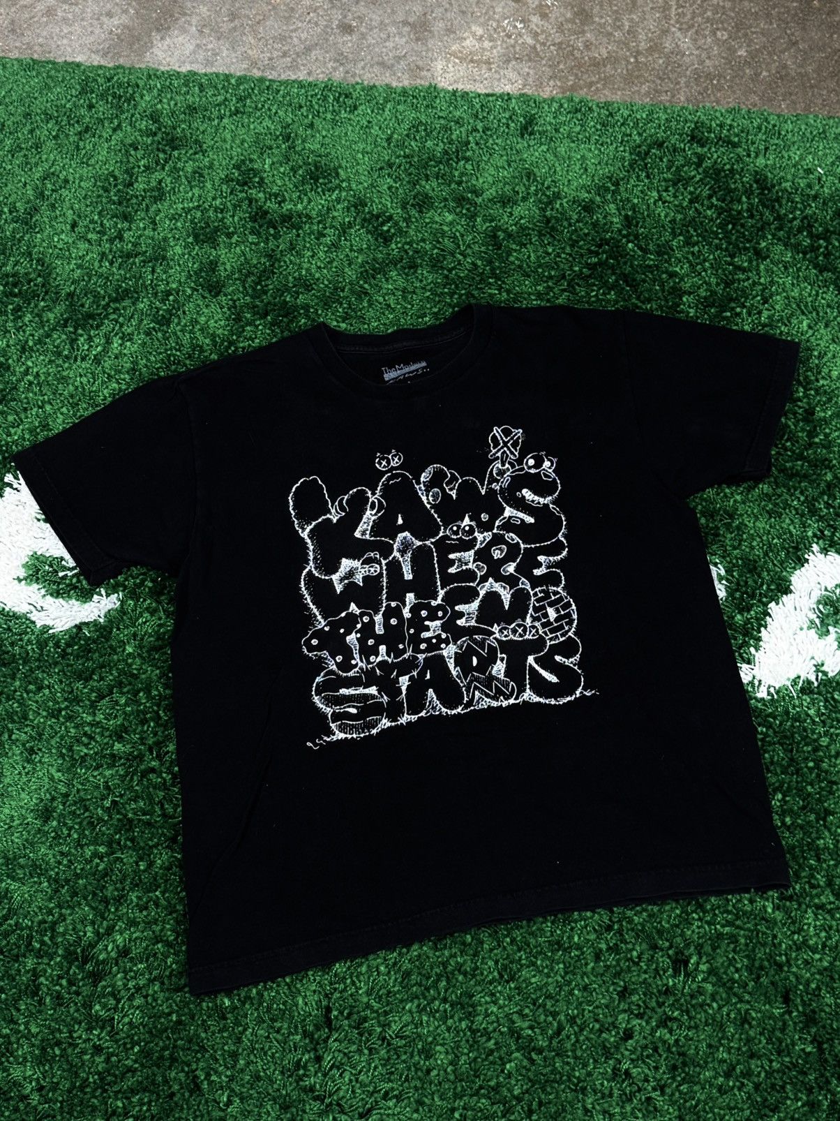 Kaws RARE Kaws x The Modern "The End Starts" Black Tee Large XX Size US L / EU 52-54 / 3 - 1 Thumbnail