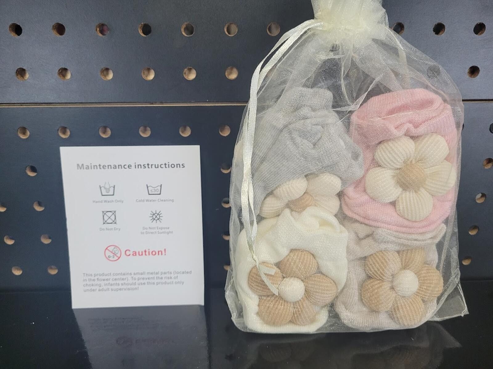 Other 4-Pack Newborn Baby Girl 3D Flower Non-Slip Socks Set Size ONE SIZE - 2 Thumbnail