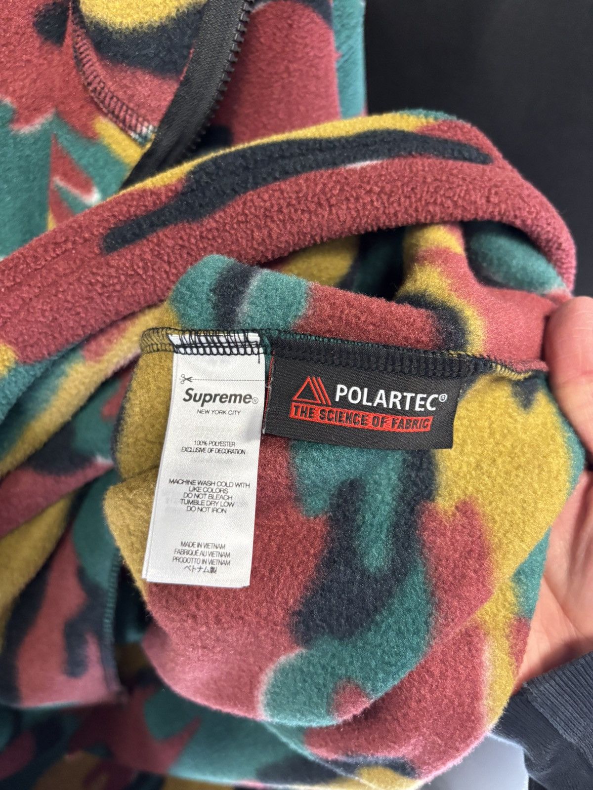 Supreme Supreme Camo Facemask hoodie FW23 Size US L / EU 52-54 / 3 - 6 Thumbnail