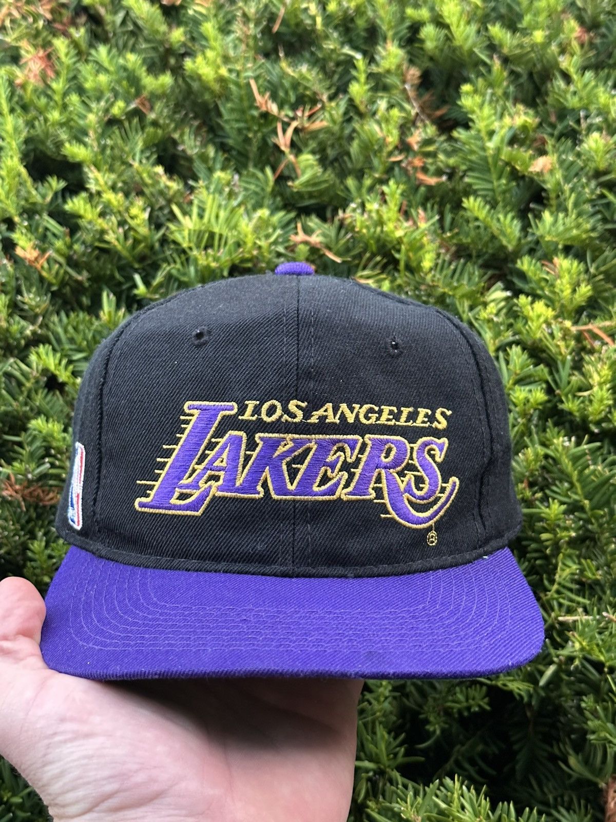 Sports Specialties 90s Los angeles lakers SCRIPT by sports specialties NBA Size ONE SIZE - 8 Thumbnail