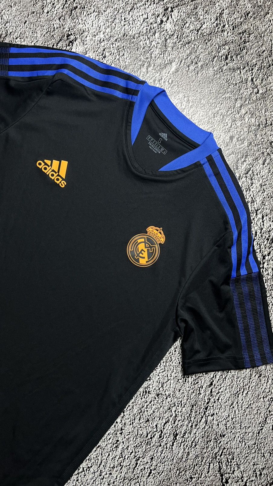 Adidas 2021 Real Madrid Spain adidas jersey Size US S / EU 44-46 / 1 - 2 Thumbnail