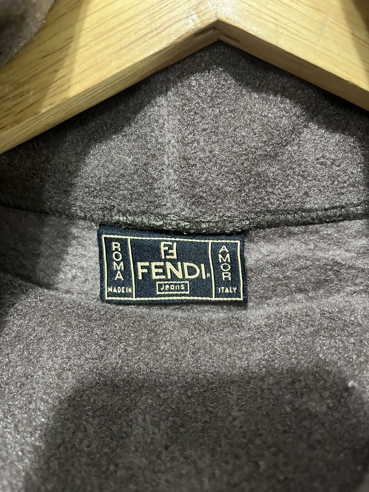 Fendi Authentic FENDI Embroidered Logo Fleece Turtleneck Size L / US 10 / IT 46 - 4 Thumbnail