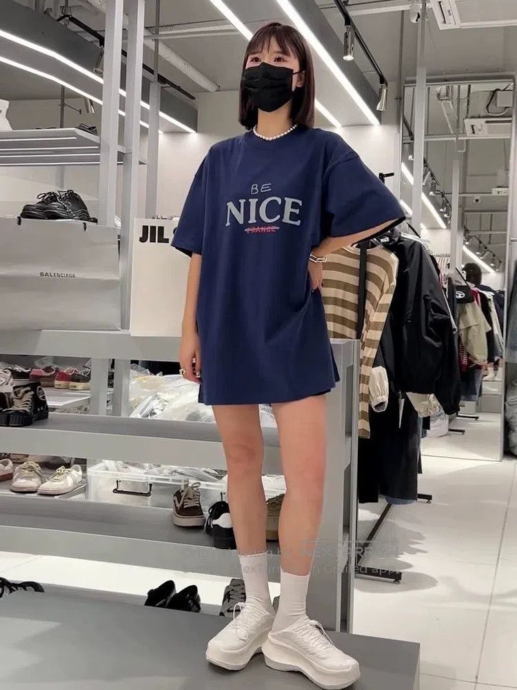Balenciaga Balenciaga Short Sleeve Size US M / EU 48-50 / 2 - 5 Thumbnail