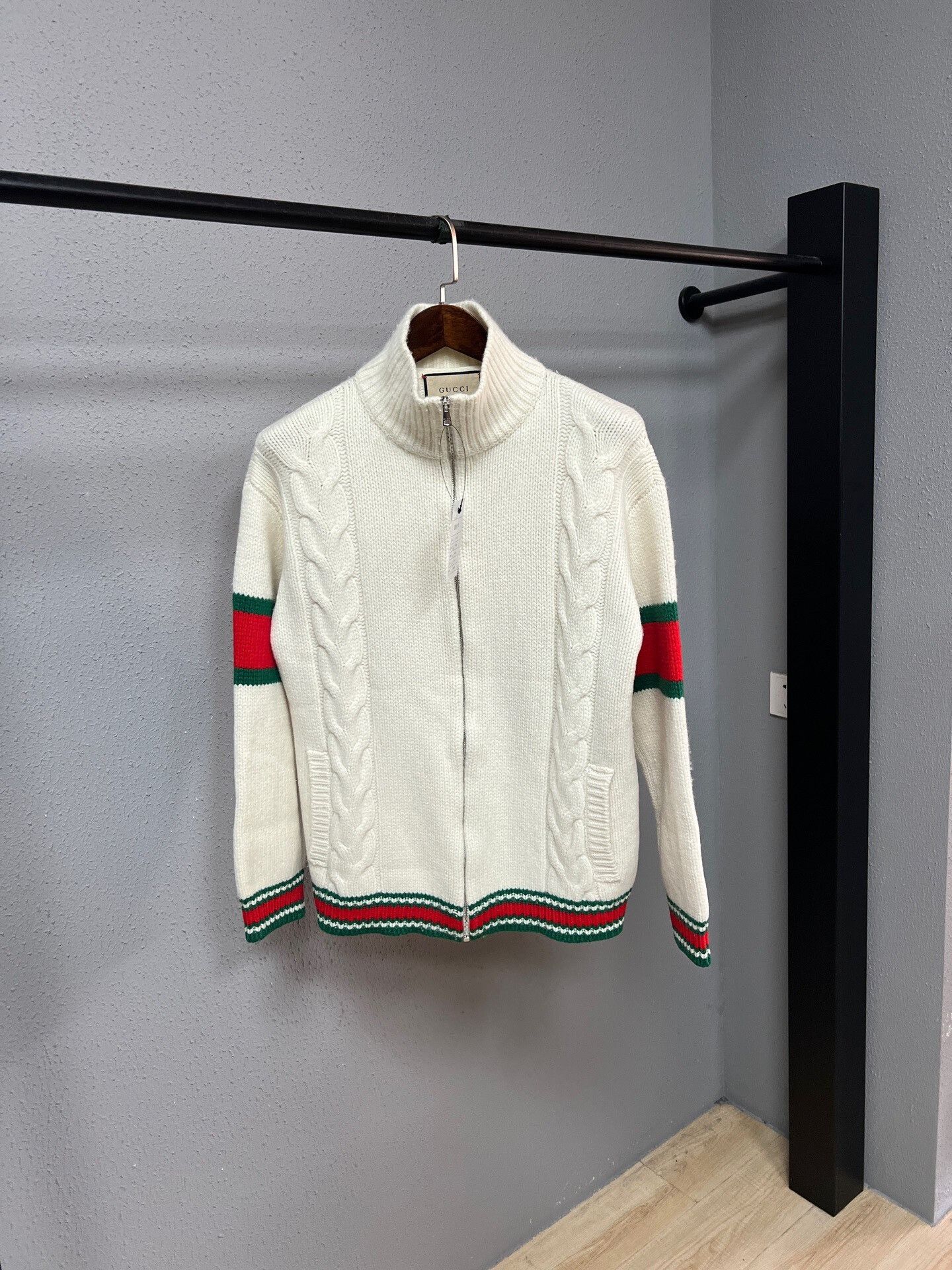 Gucci gucci color-blocked wool jacket size large Size US L / EU 52-54 / 3 - 1 Thumbnail