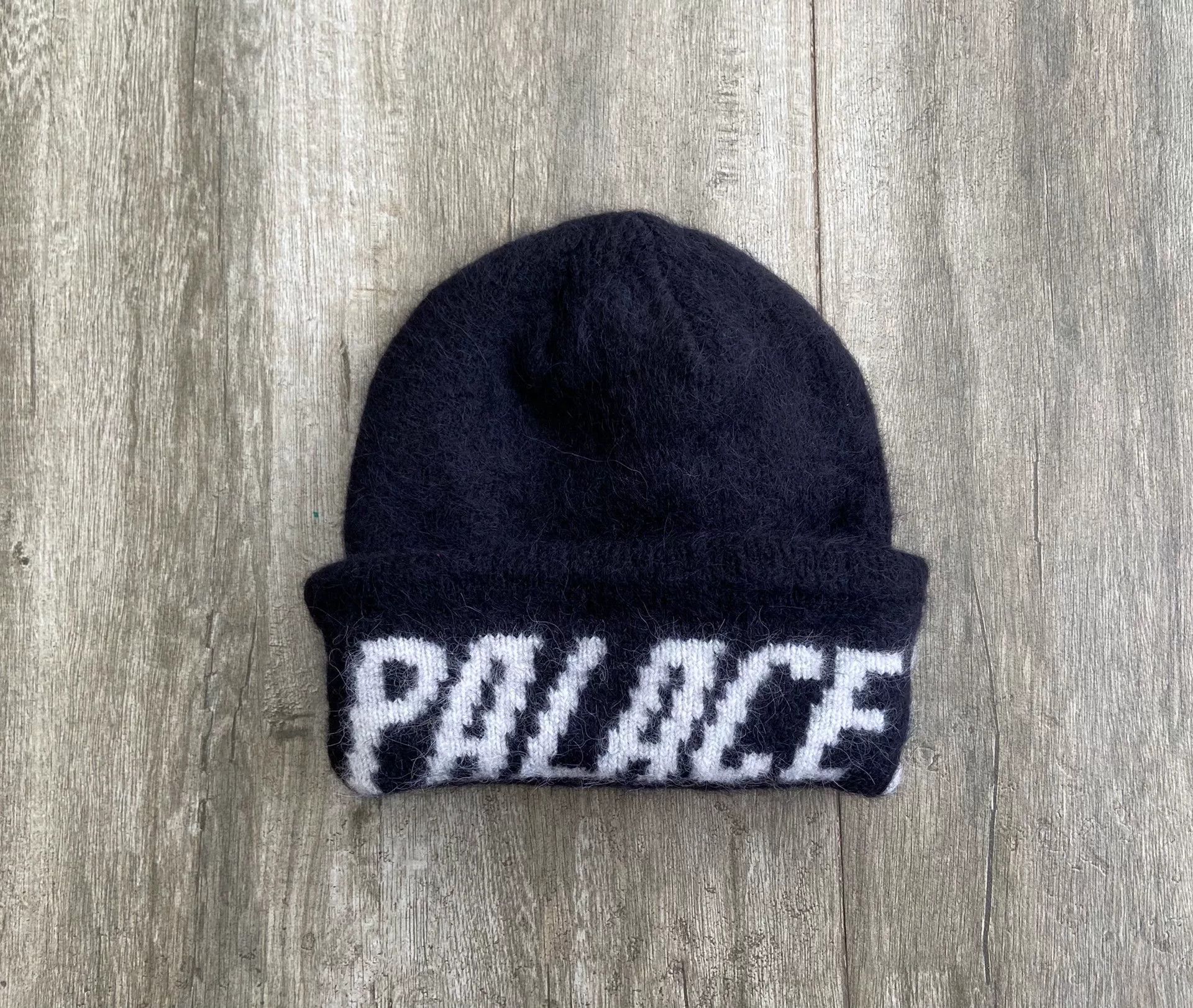Y-3 PALACE 22 x Y-3 Logo Stripe Beanie Size ONE SIZE - 1 Thumbnail