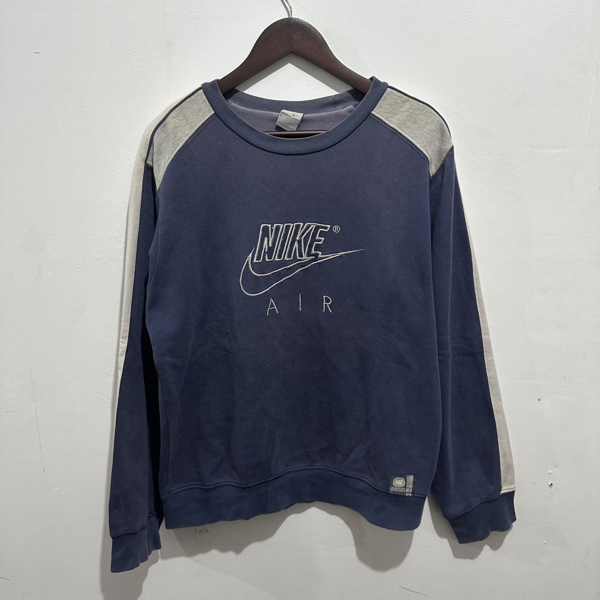 Nike VINTAGE Y2K BIG LOGO NIKE CENTER Size US S / EU 44-46 / 1 - 1 Thumbnail