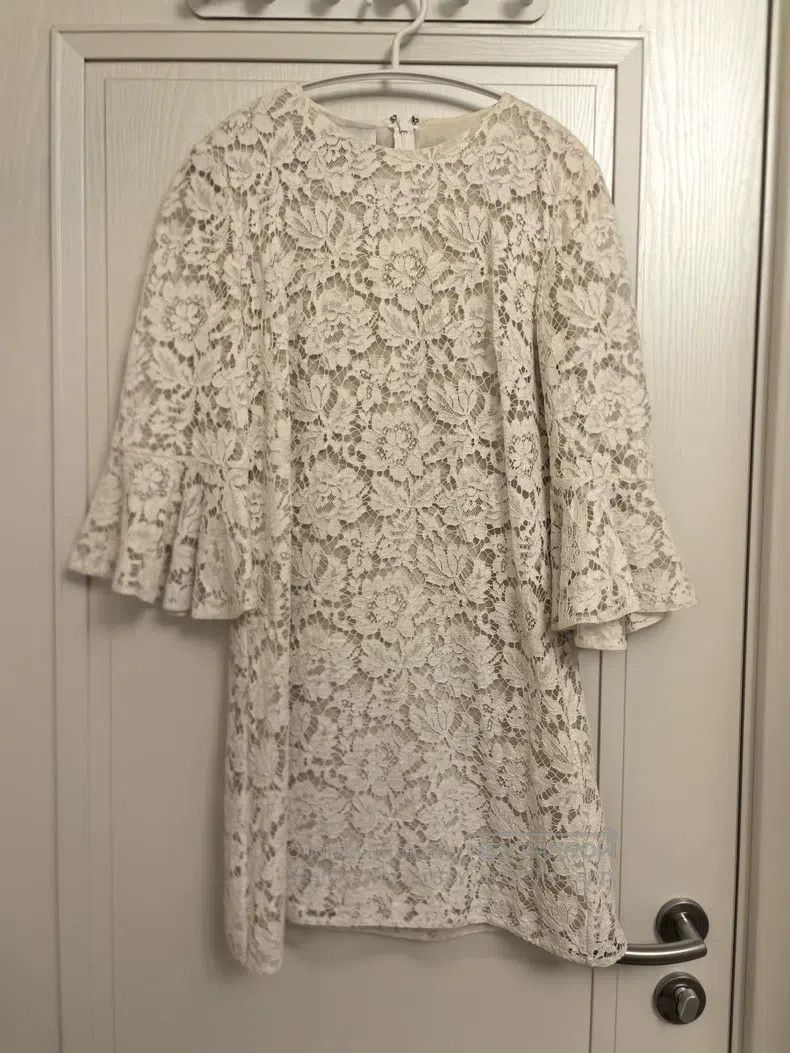 Valentino Valentino Lace dress Size S / US 4 / IT 40 - 1 Thumbnail