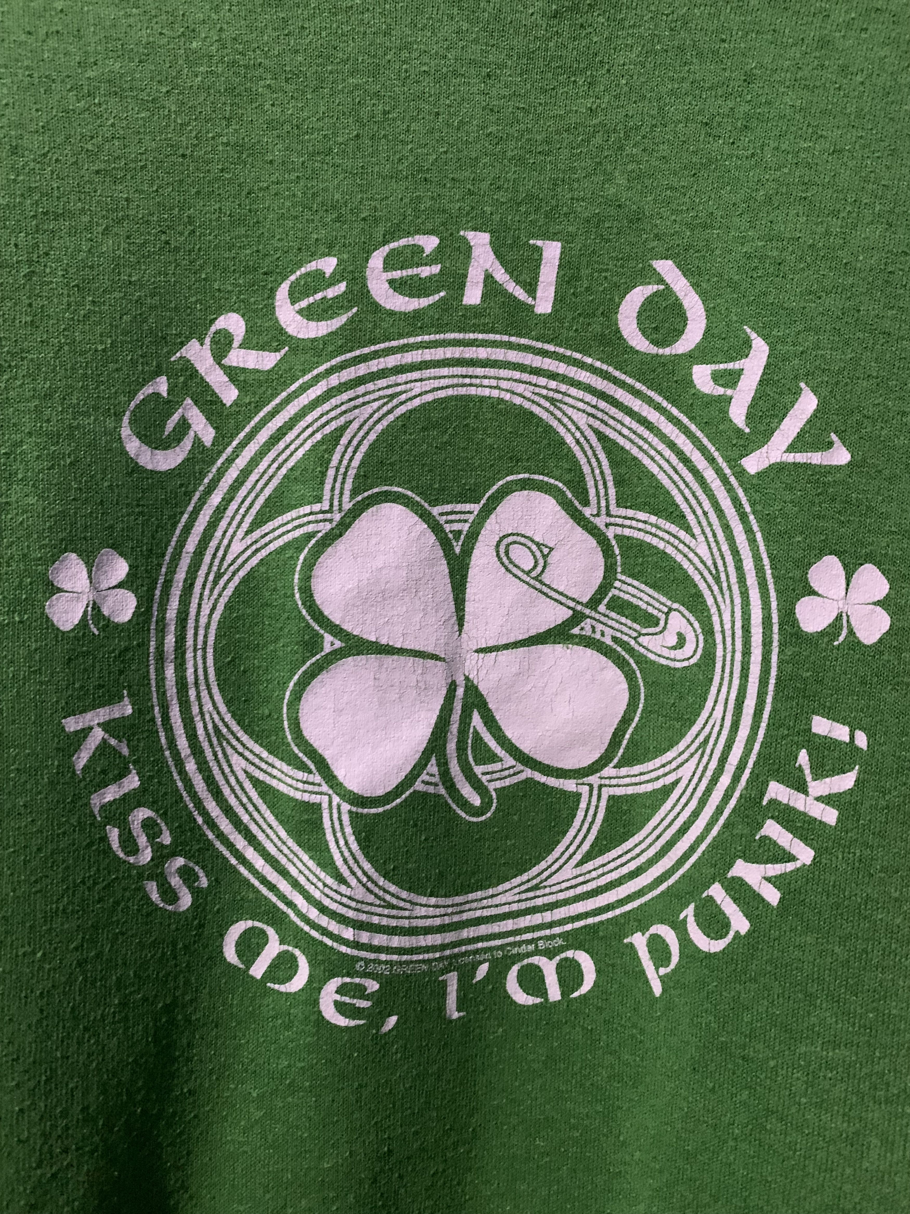 Band Tees Green Day Kiss Me Im Punk Cinder Block 2002 Soffe Shirts Tag Size US XL / EU 56 / 4 - 2 Thumbnail