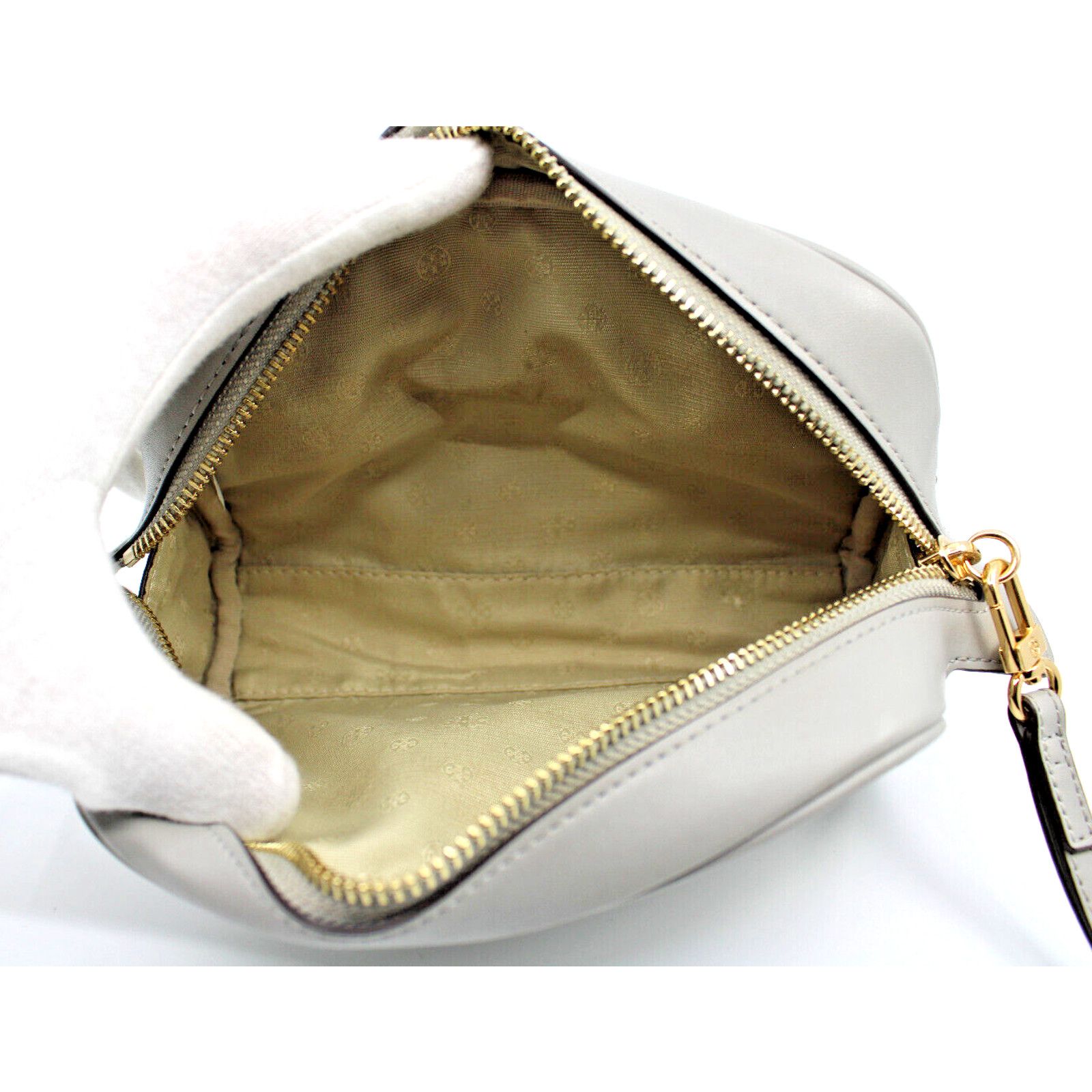 Tory Burch TORY BURCH Geometric Logo Essential Wristlet Makeup Bag $115 Size ONE SIZE - 6 Thumbnail