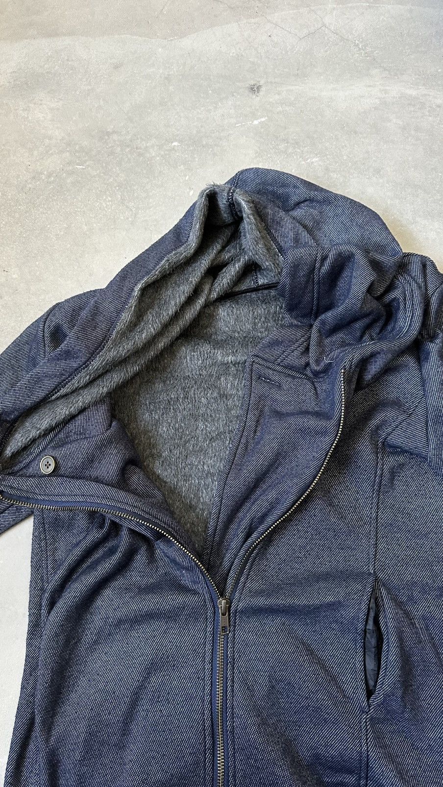 Japanese Brand VINTAGE ASYMMETRICAL HOODIE Size US S / EU 44-46 / 1 - 7 Thumbnail