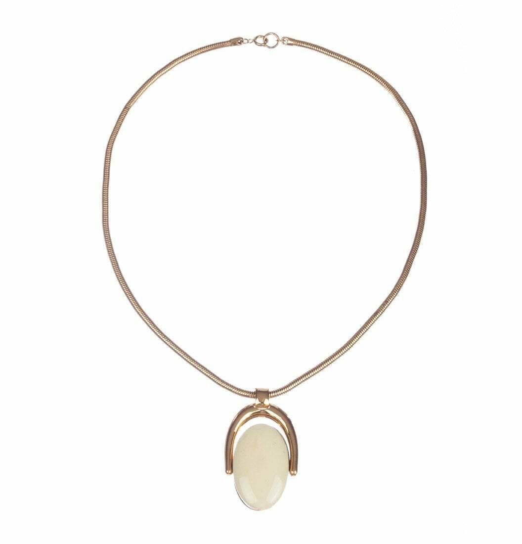 Designer Trifari Green and White Pendant Snake Chain Necklace Size ONE SIZE - 3 Thumbnail