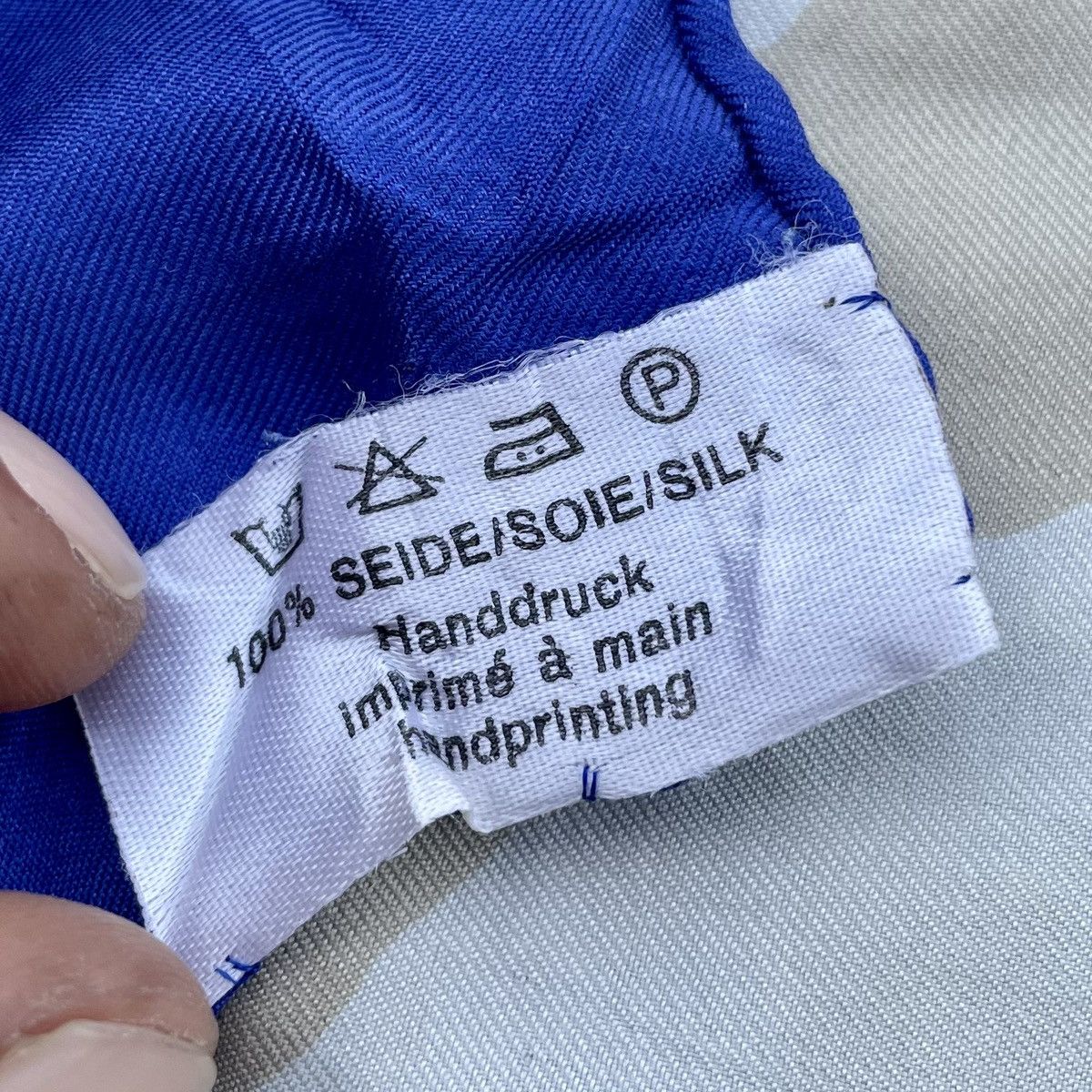 Designer × Vintage Christian Fischbacher Jardins Silk Scarf Size ONE SIZE - 6 Thumbnail