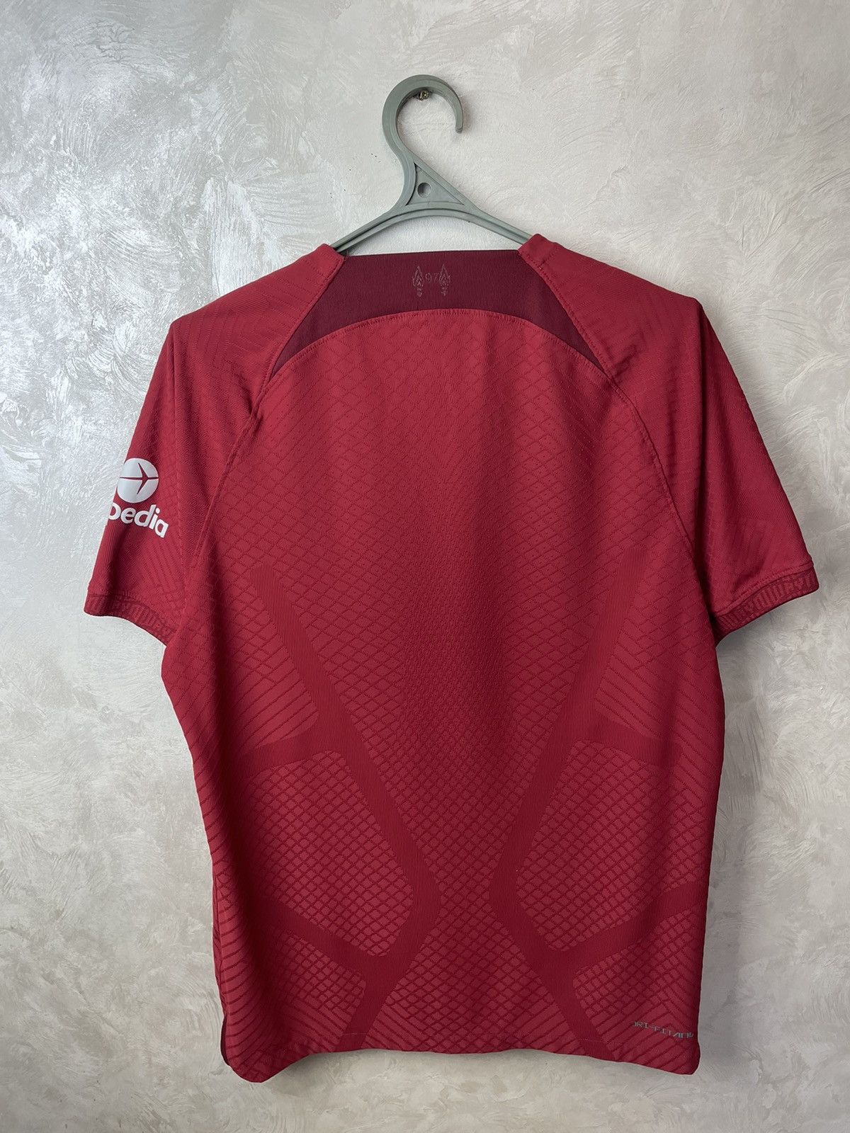 Nike LIVERPOOL PLAYER ISSUE 2022 2023 HOME SHIRT JERSEY NIKE L Size US L / EU 52-54 / 3 - 9 Thumbnail